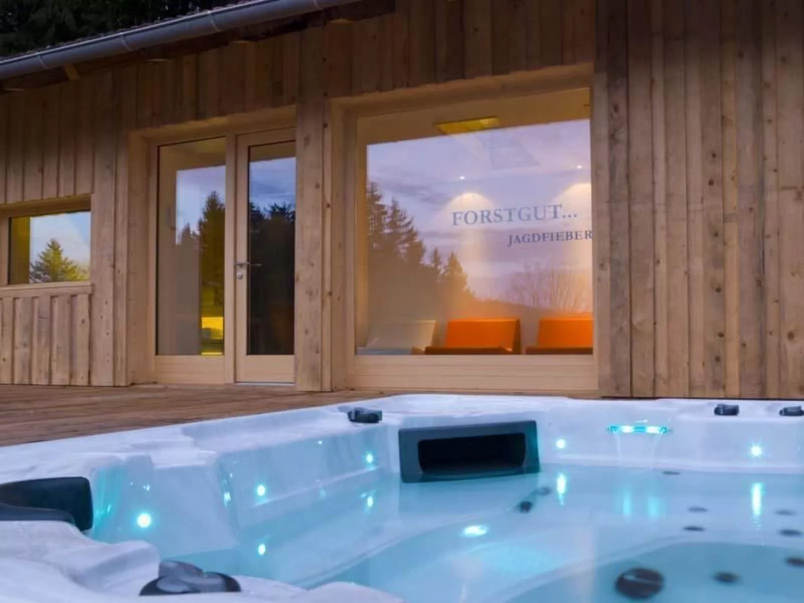Luxuschalet - altes Bauernhaus mit private Spa-Outside