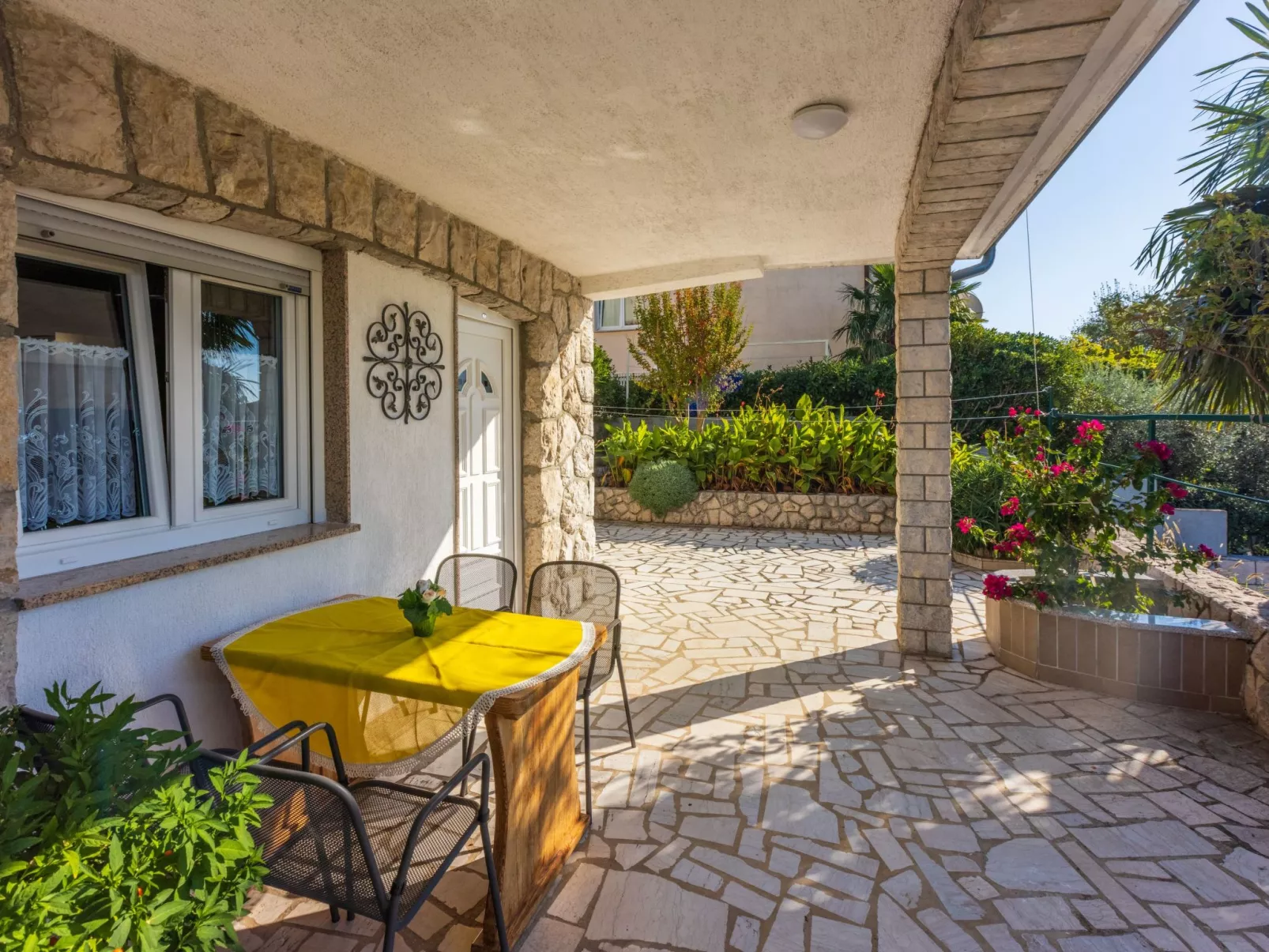 Wohnung in Crikvenica, nahe Sandstrand-Outside