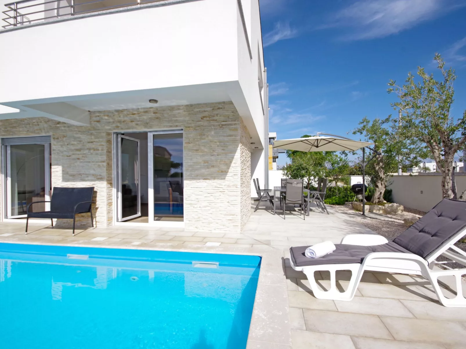 Apartment 1 Laura-Draußen