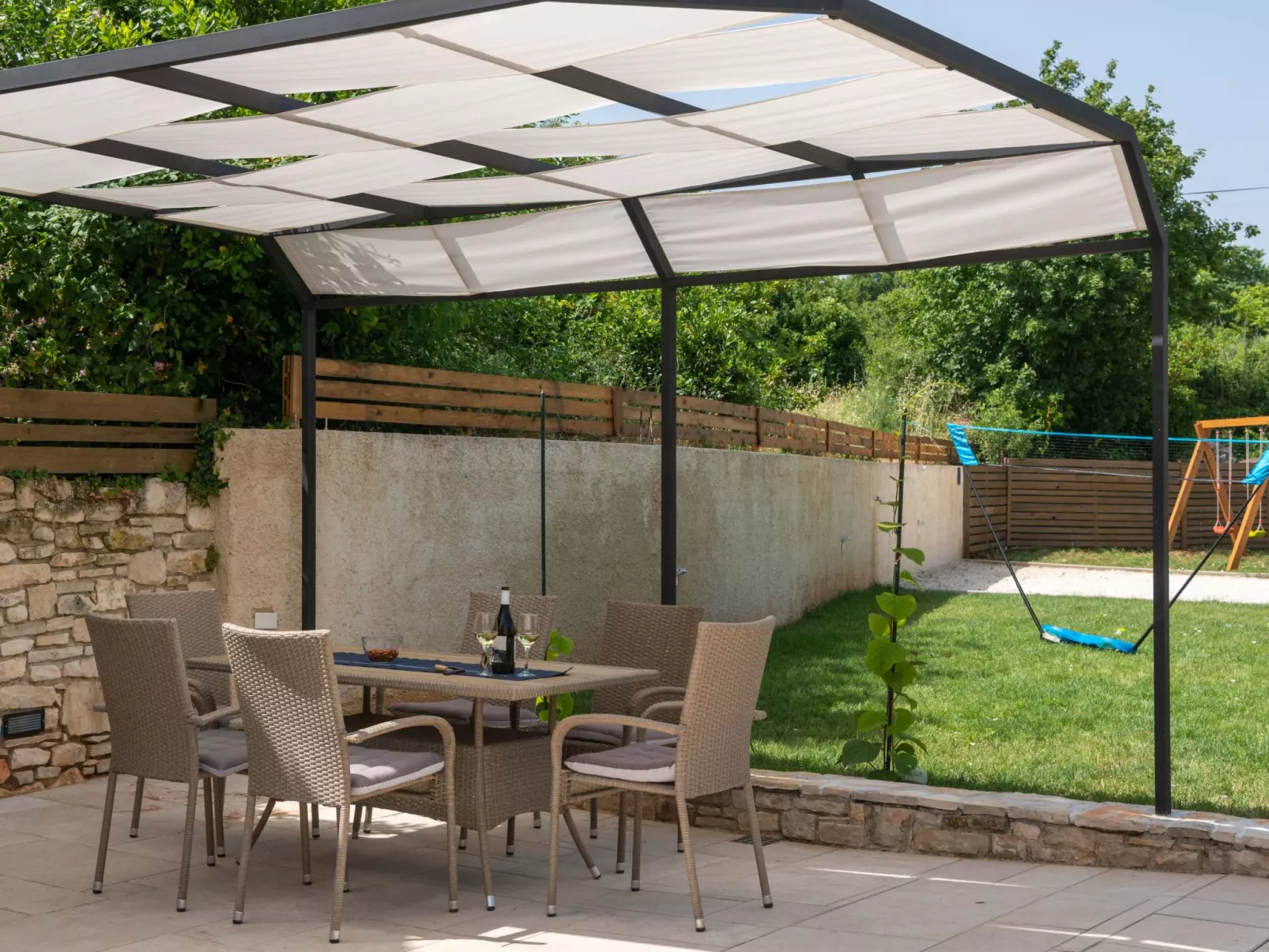 Typisch istrisches Steinhaus Brnistra in Rakalj