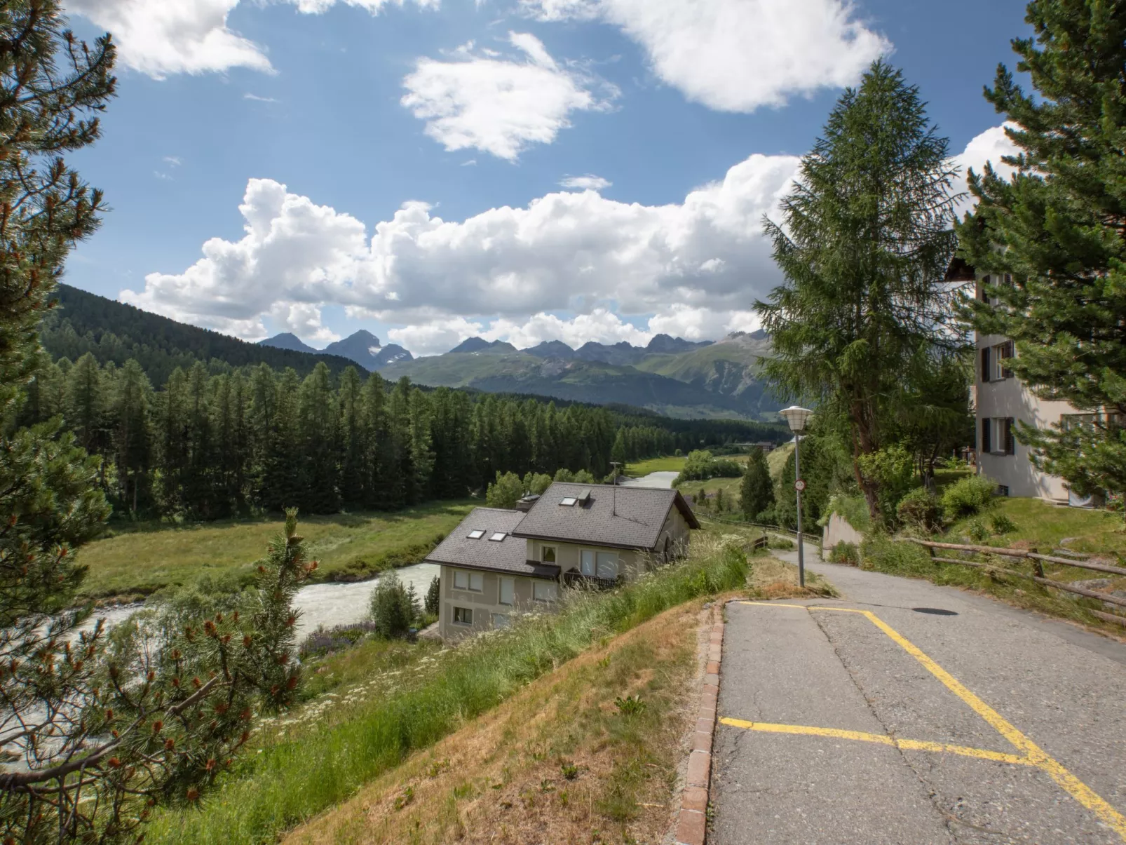 Studio Flüm-Outside
