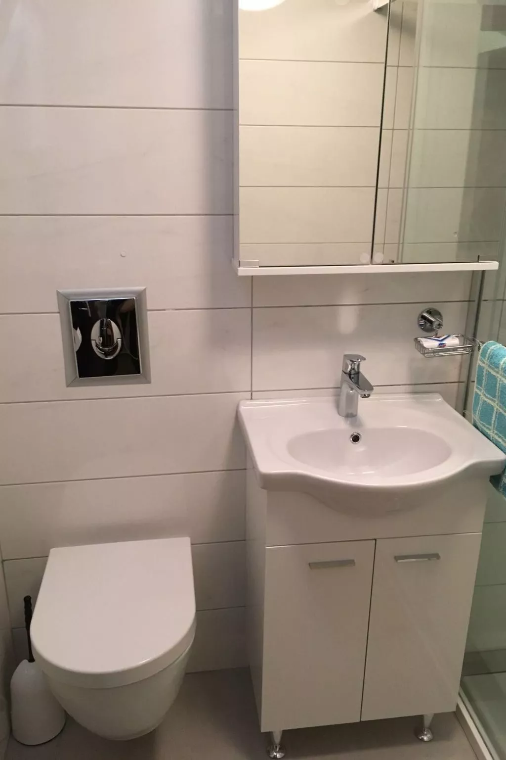 Appartement mit Blick auf das Wasser-Dedans