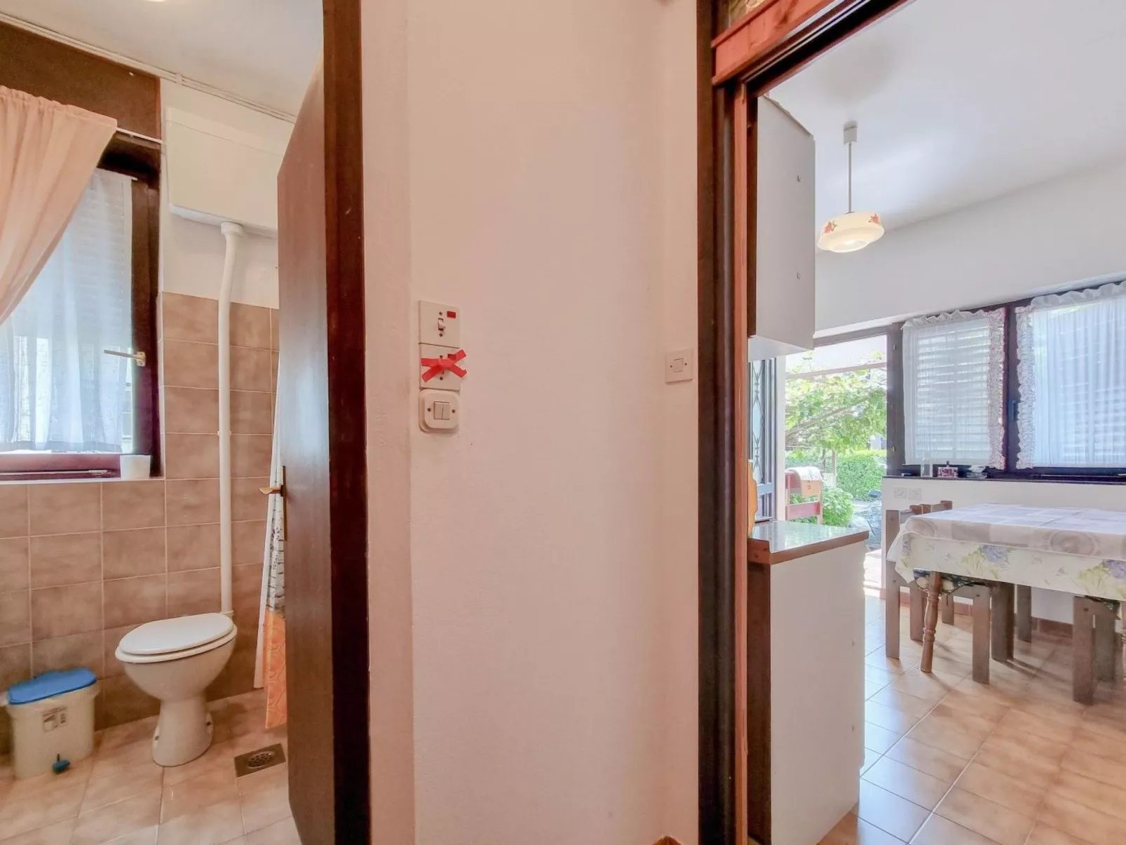 Schöne Ferienwohnung Runko-Dedans