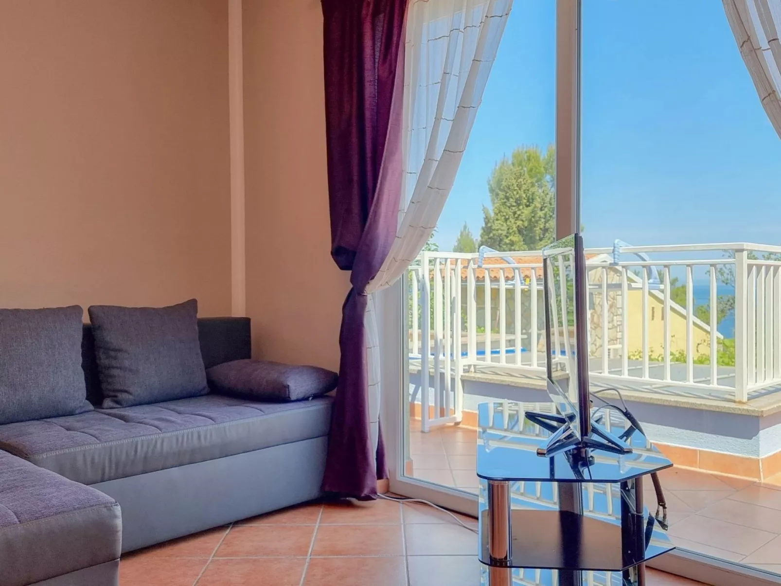 Wohnung 50m vom Meer entfernt für 2-3 Pers.-Dedans