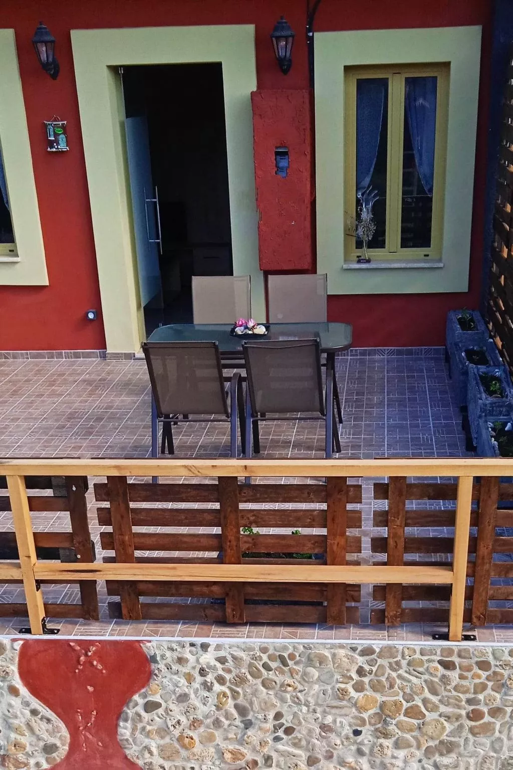 "Haris nest"-Drinnen