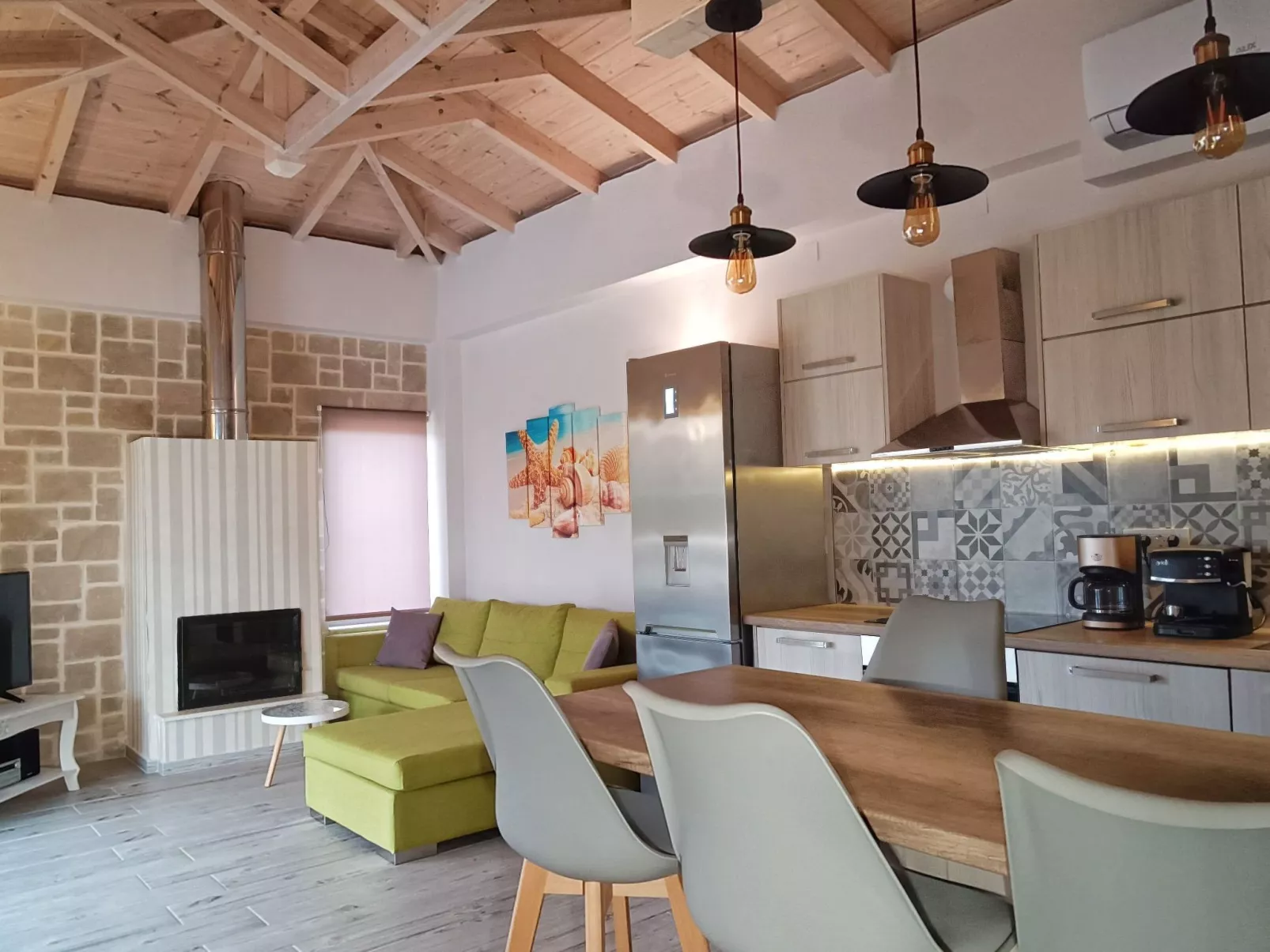 MAKRAKIS ALEXANDROS-Drinnen