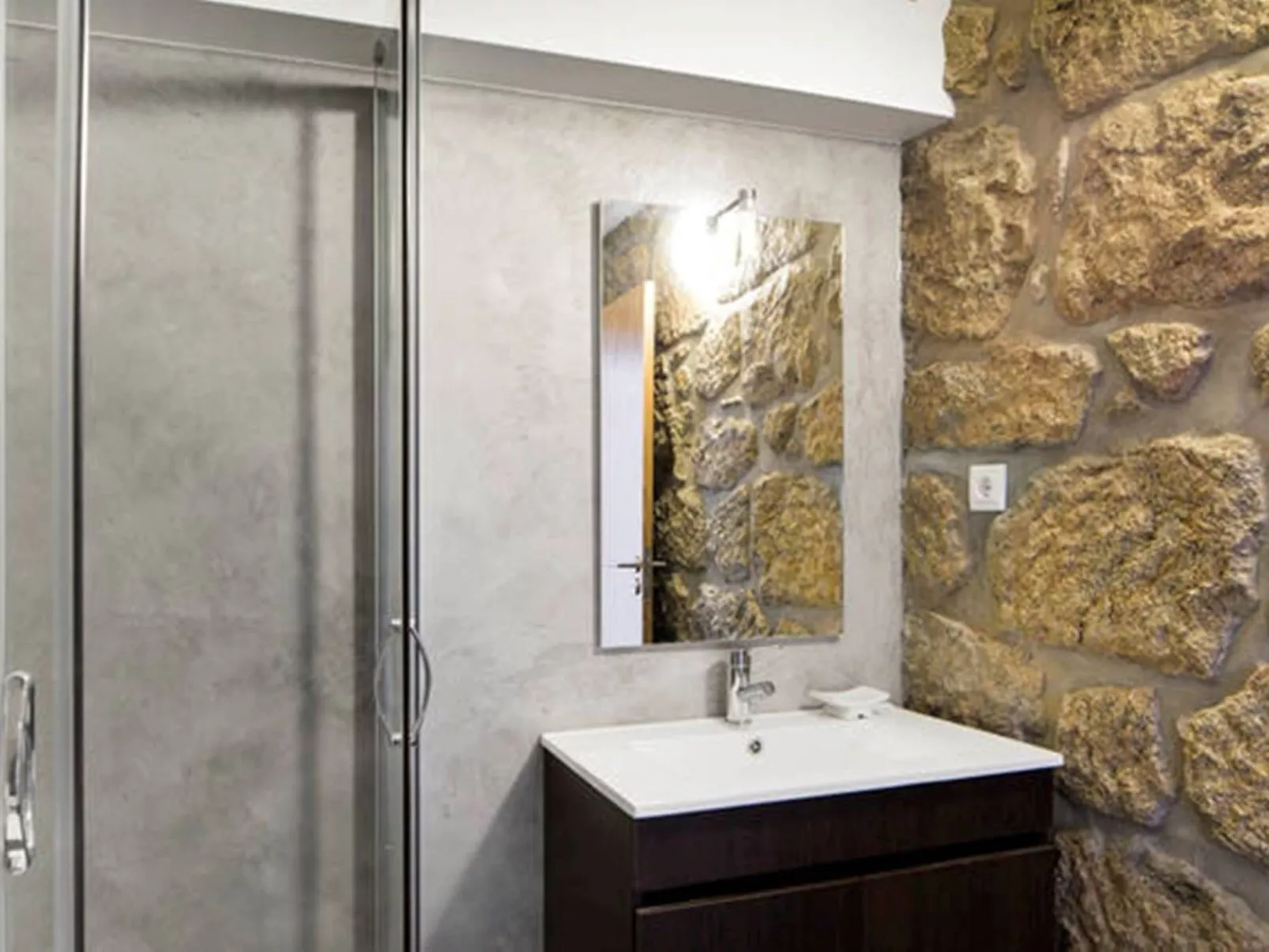 Renoviertes Landhaus für 4 Personen in Tondela-Drinnen