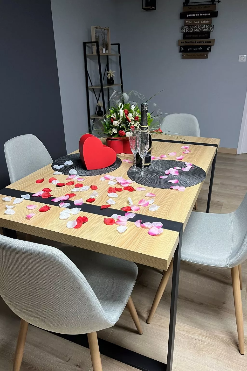 Wohnung mit Privatparkplatz - Drinnen