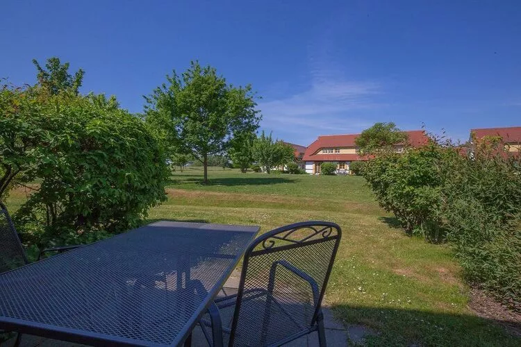 Typ E EG oder OG 4 Personen-Terrace balcony