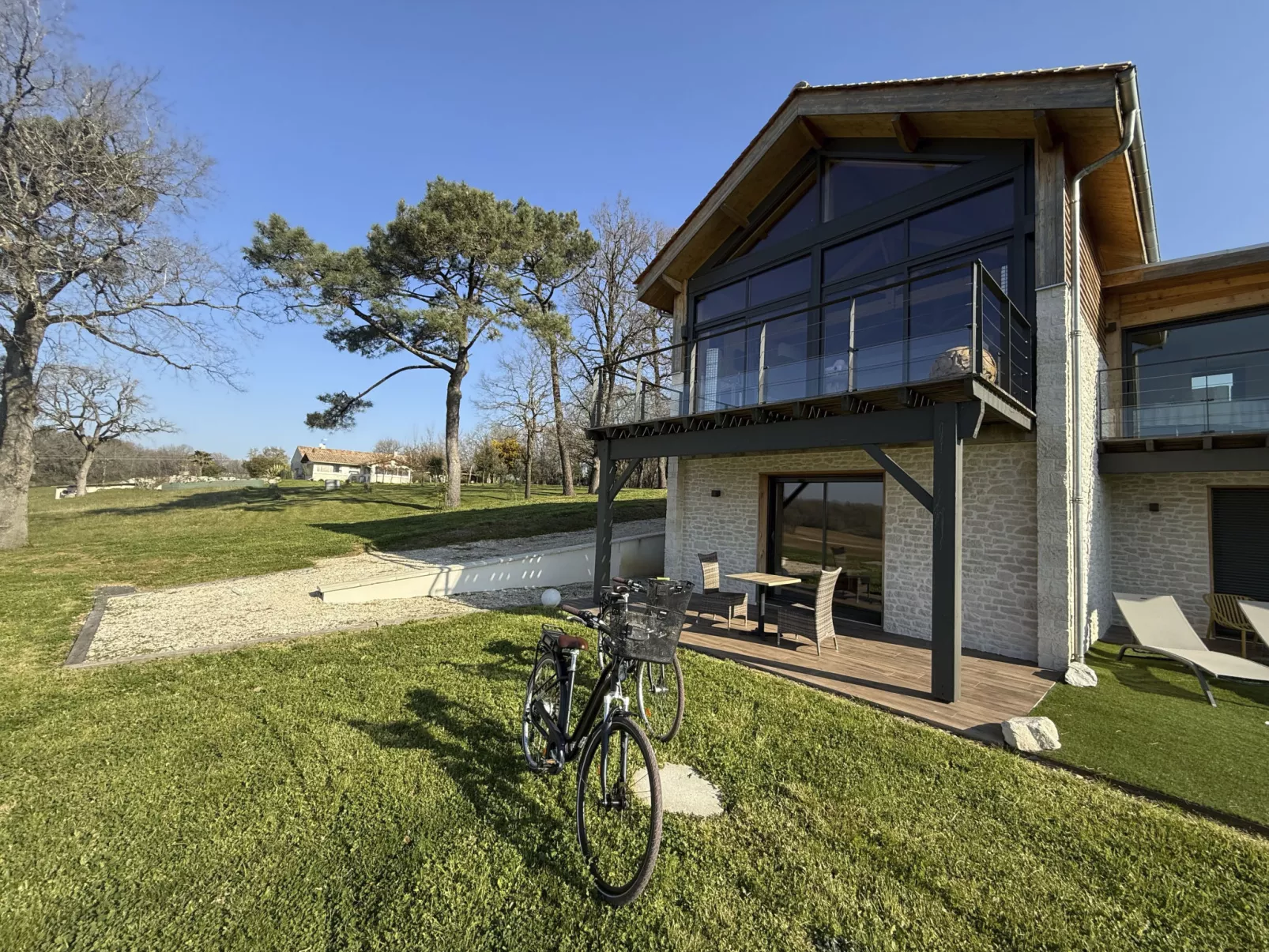 Der Anhang Coté cASTAGNE-Dehors