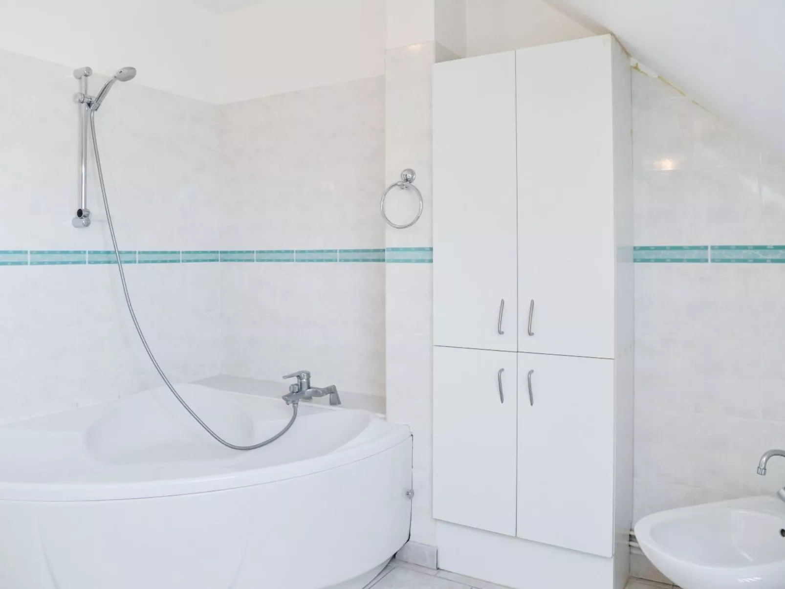 Der Ruf der freien Zone-Drinnen