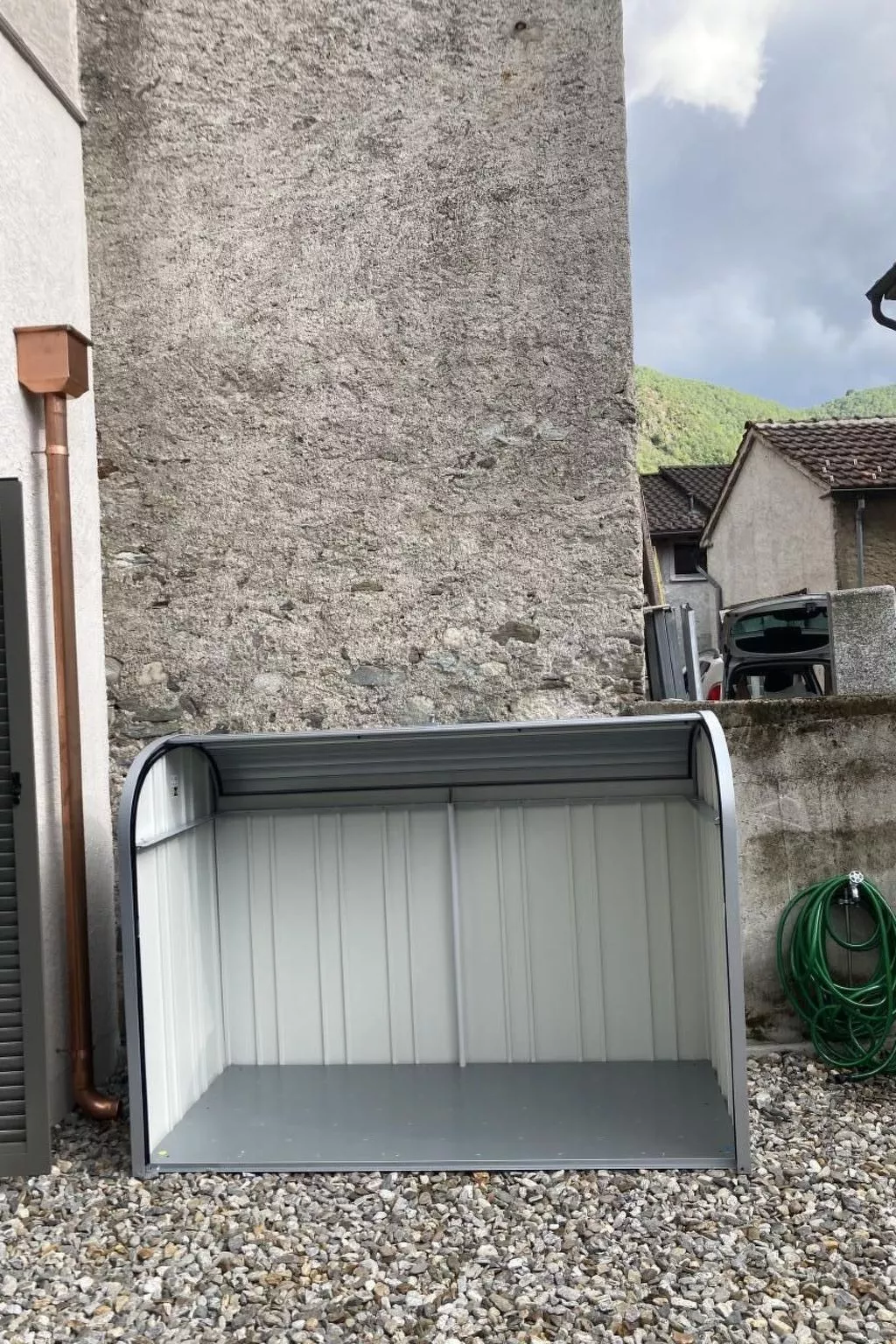 Mit Bergblick-Dehors