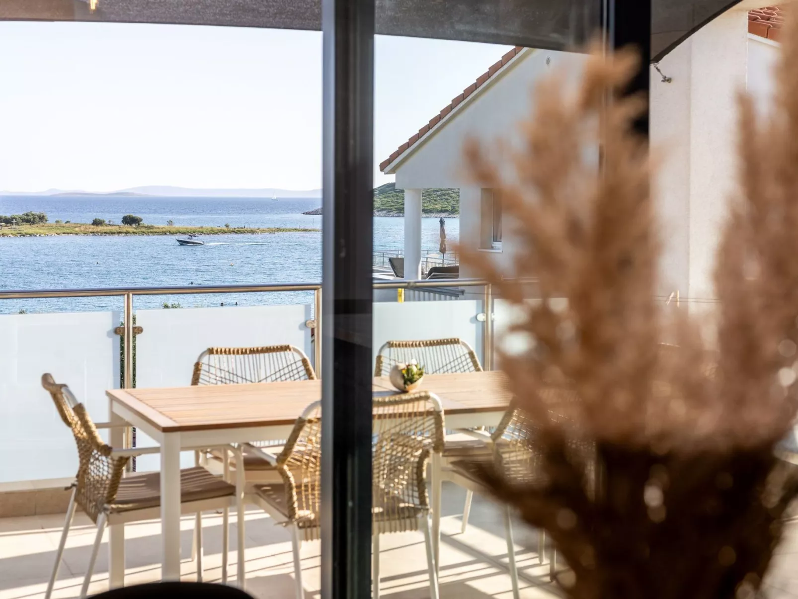 Penthouse Justina-Outside