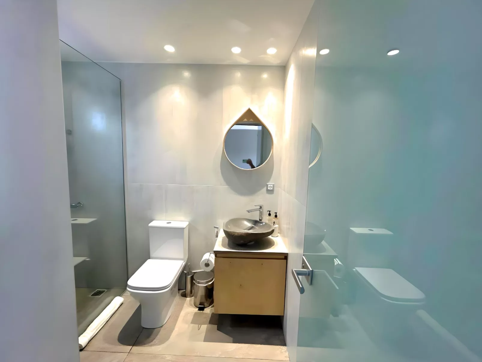 Canes Maxima Suite Privater Pool-Inside