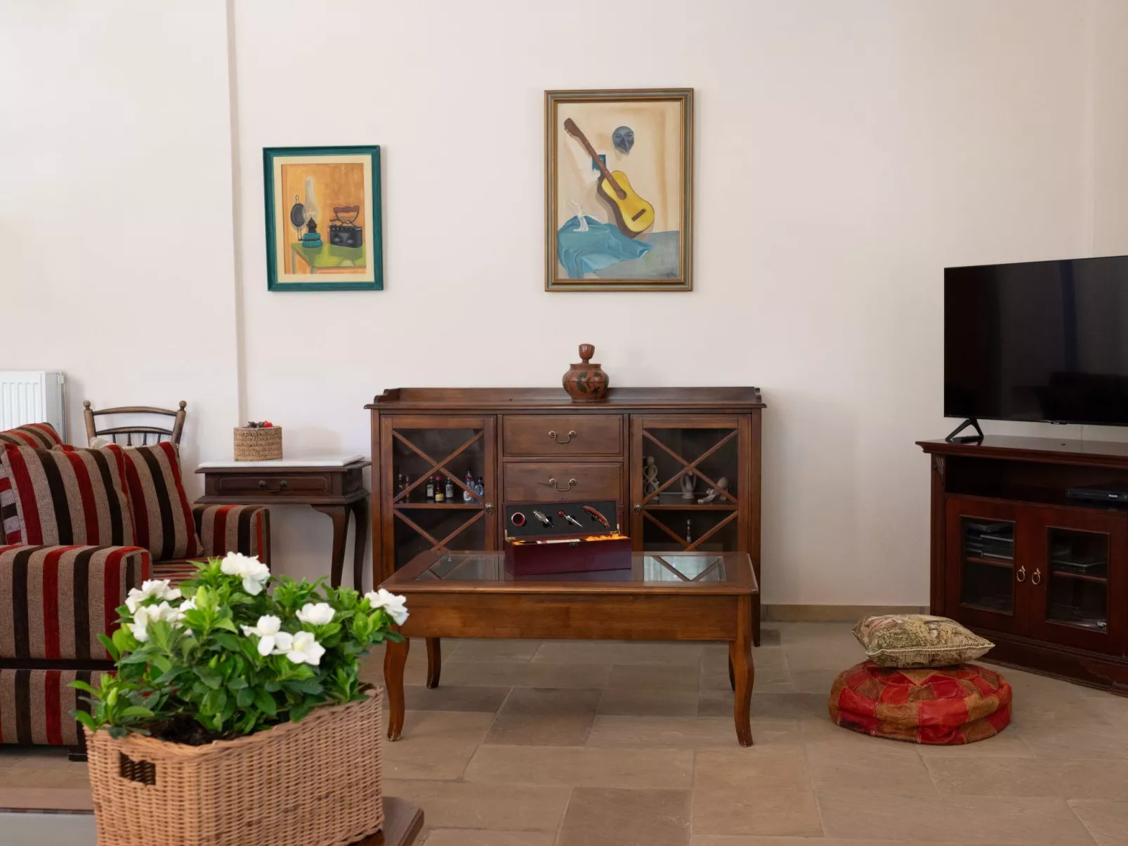 Wunderschönes Haus in Nea Tirintha mit privatem Parkplatz-Dedans