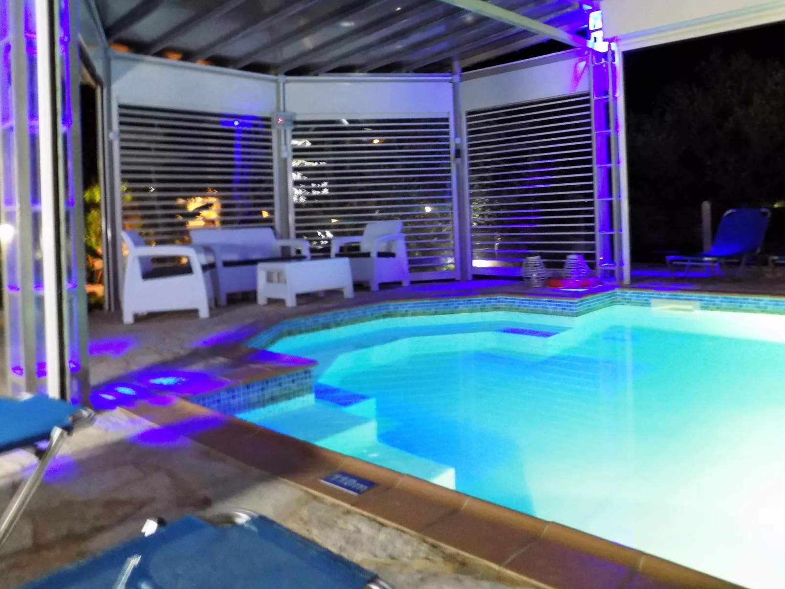 "Villa Rodon" mit privatem Pool-Dehors