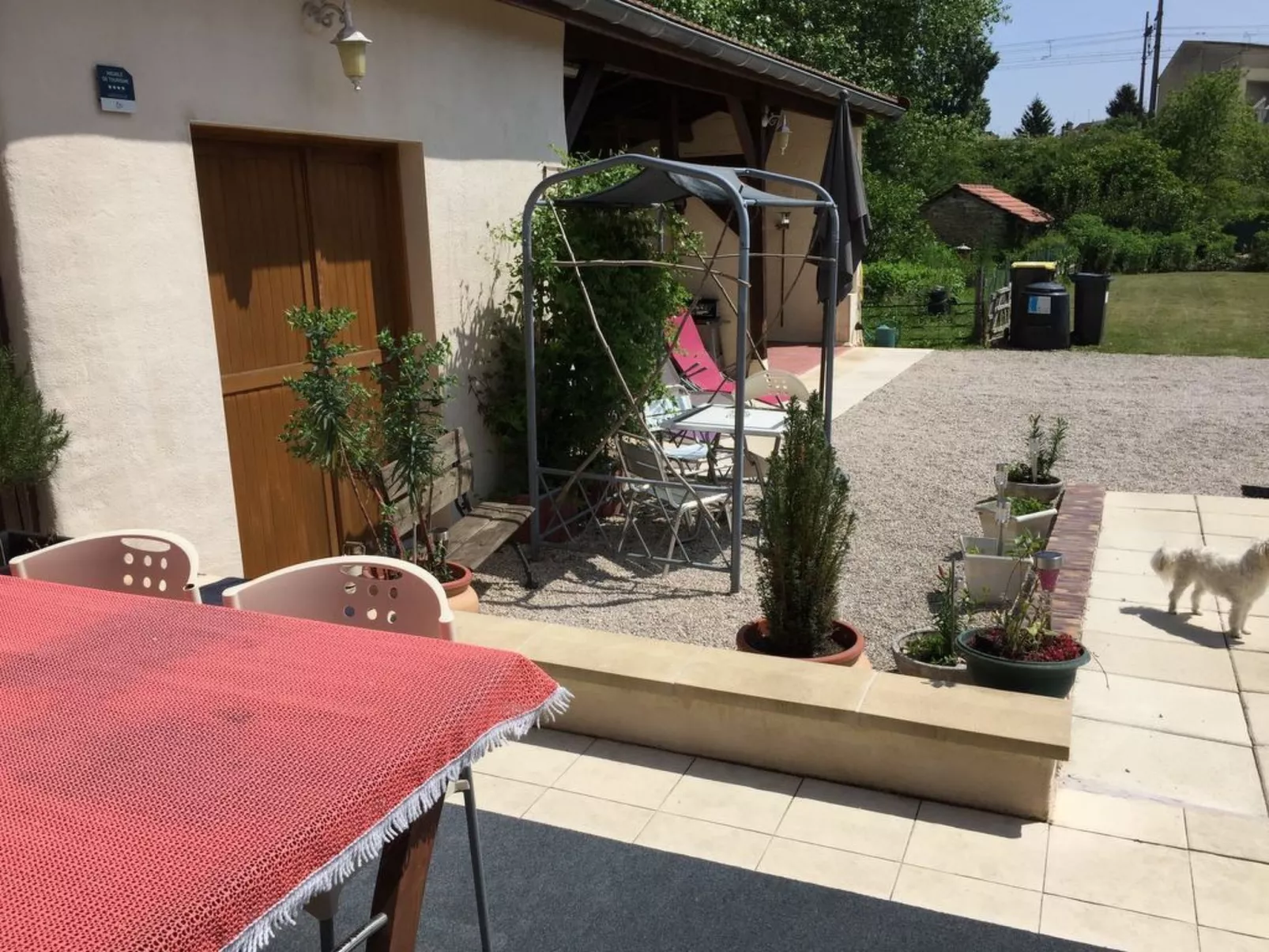 Villa Roland in Burgund 125m2 4 Sterne-Draußen