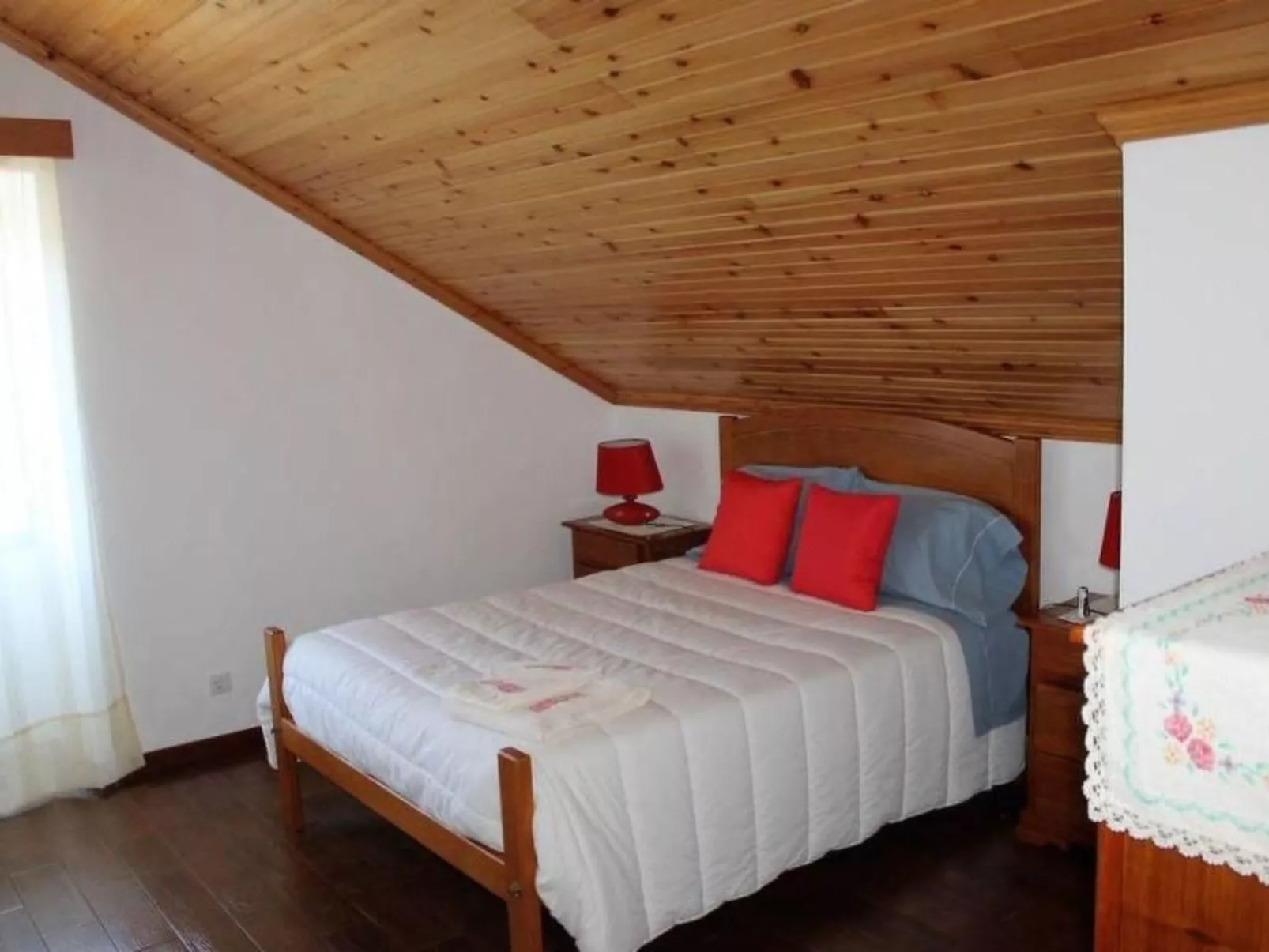 Mit Terrasse-Drinnen