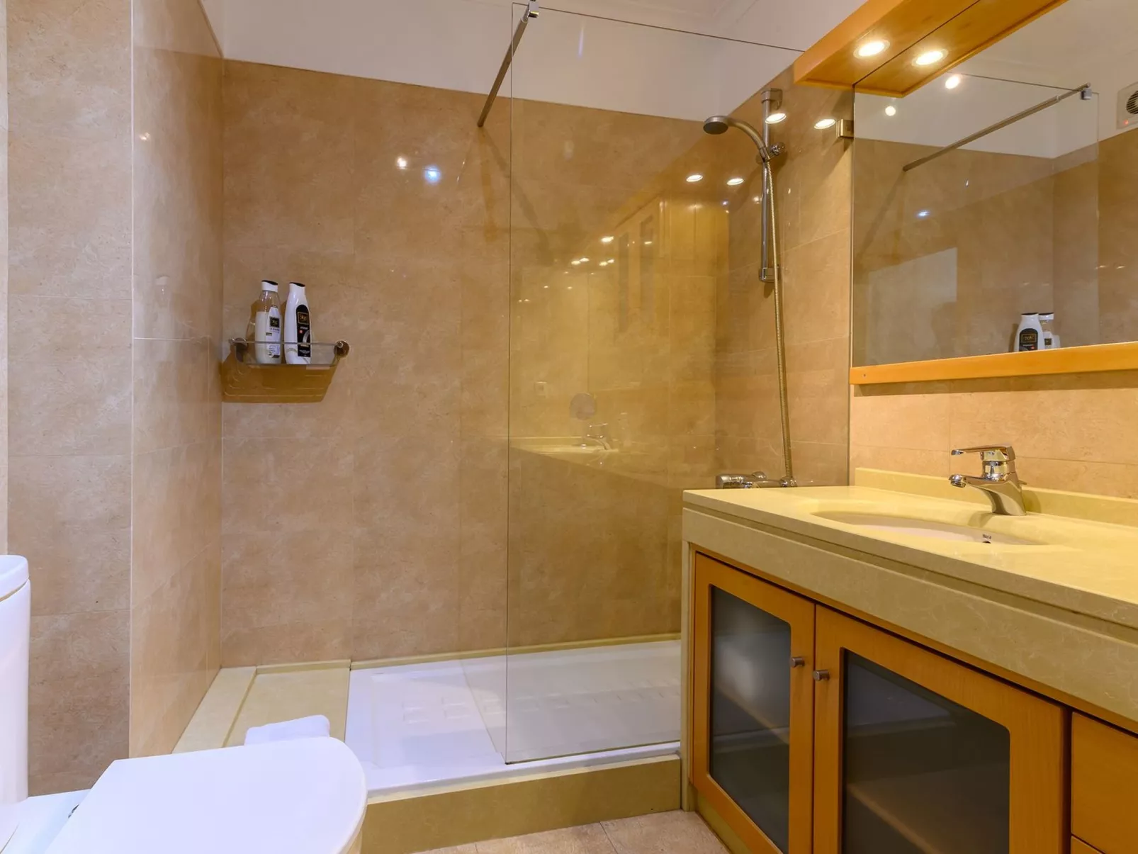 Carcavelos Strand-Inside