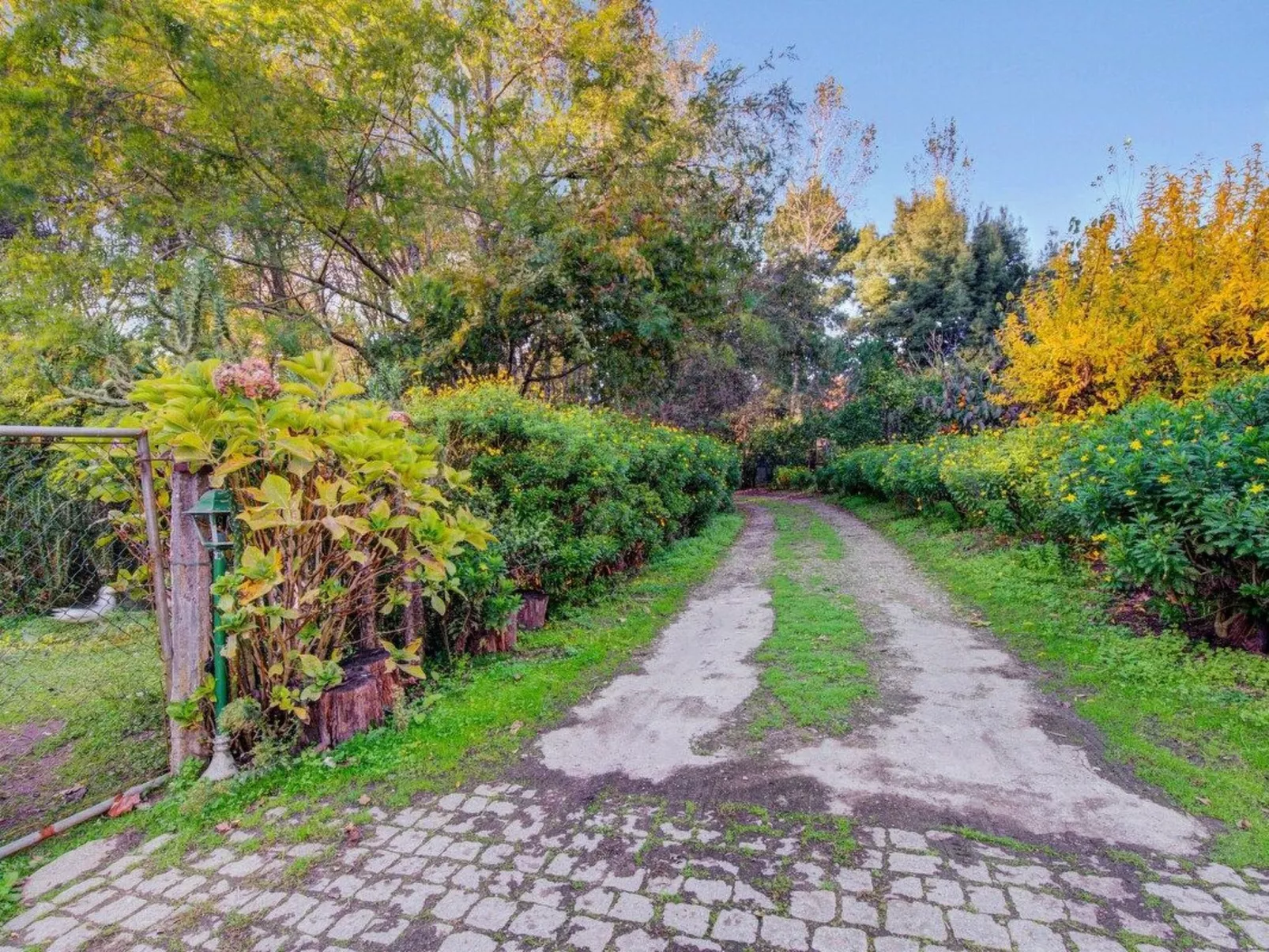 Maison du Moulin in Bauernhof-Draußen