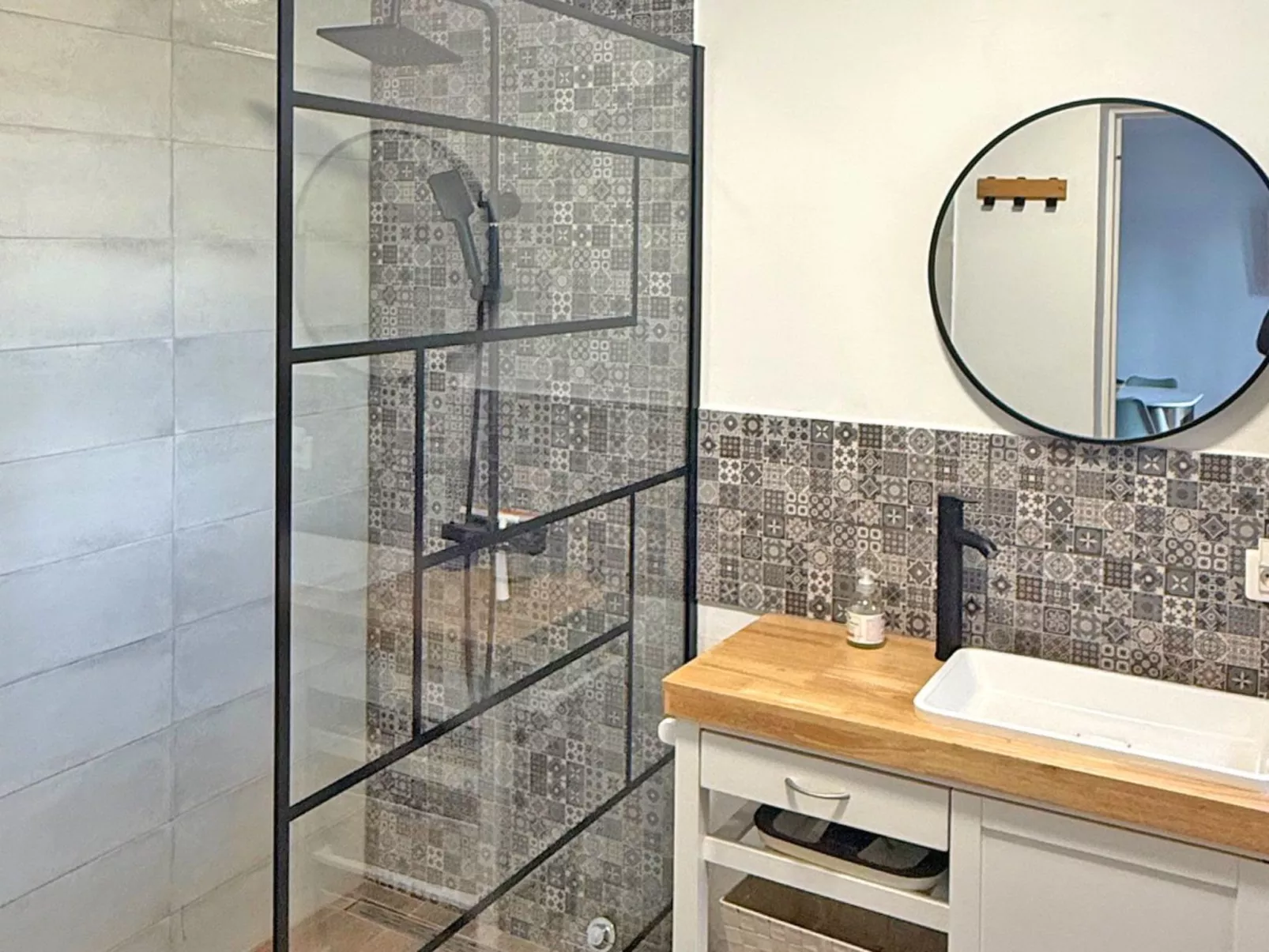 Appt T3 - Jardin - Piscine Privée - Ste Maxime - Drinnen