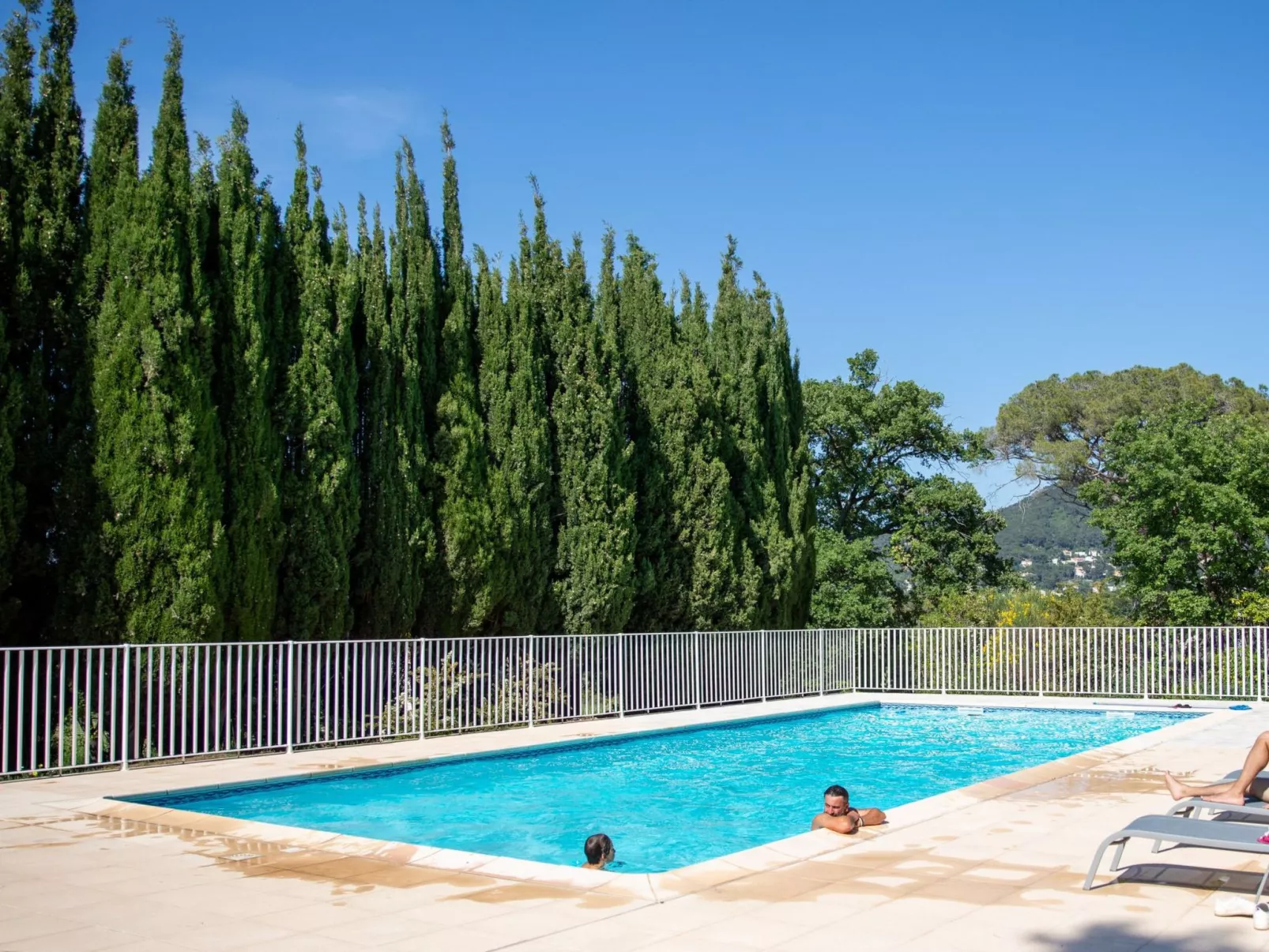 Gîte im Herzen der Weinberge, Terrasse mit atemberaubendem Blick auf das Meer, - Draußen