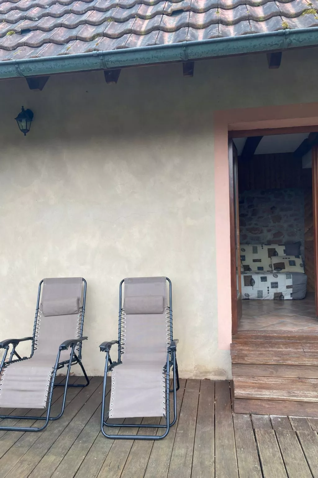 Peaceful Escape-Outside