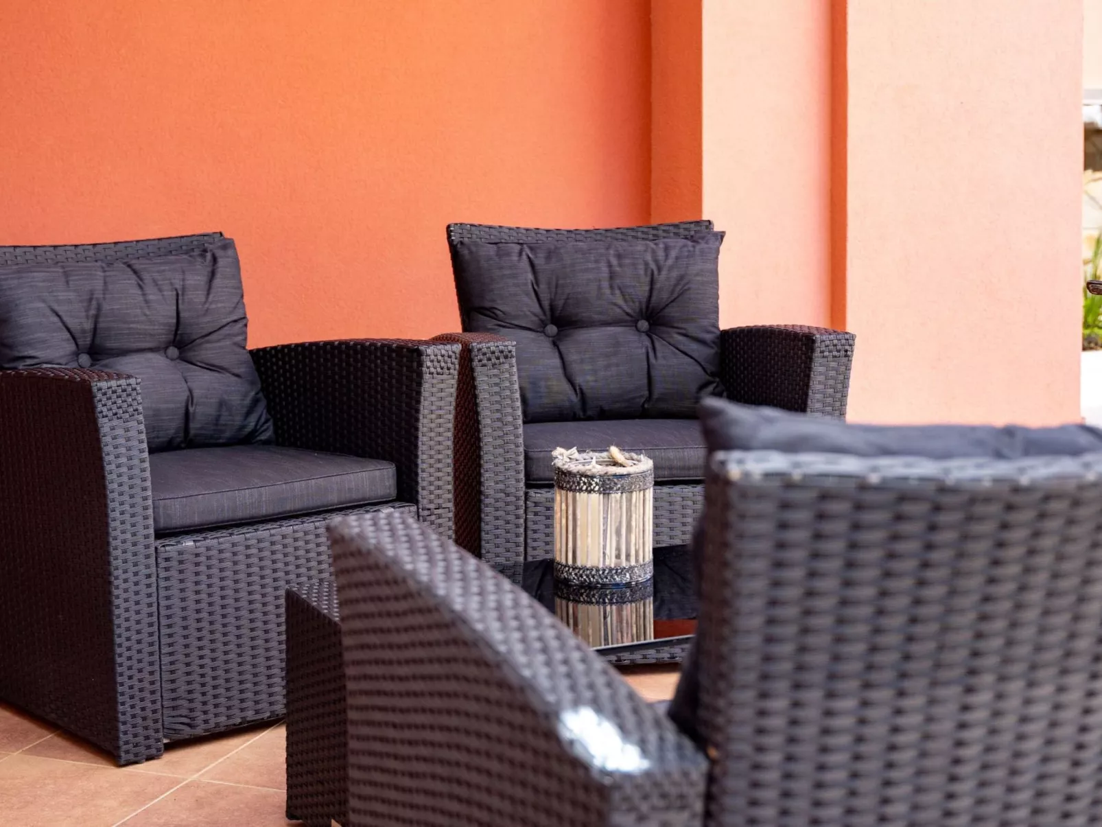 Appartement mit Blick auf das Wasser-Image-tags.info