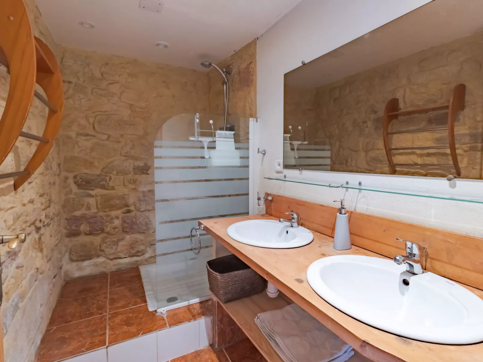 Monfort in Sainte-Mondane-Image-tags.info