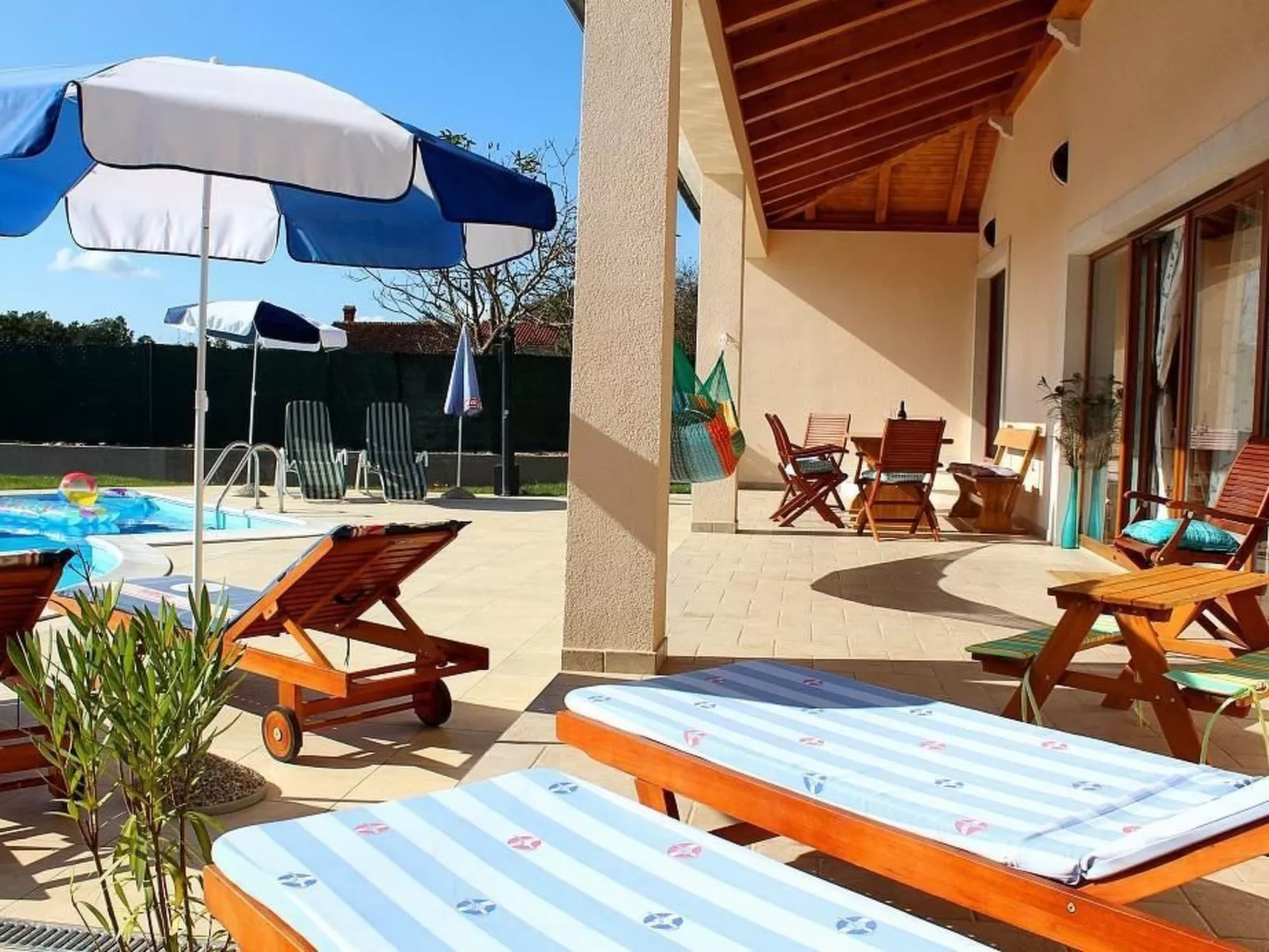 Arton Villa mit beheiztem Pool, in Istrien-Inside