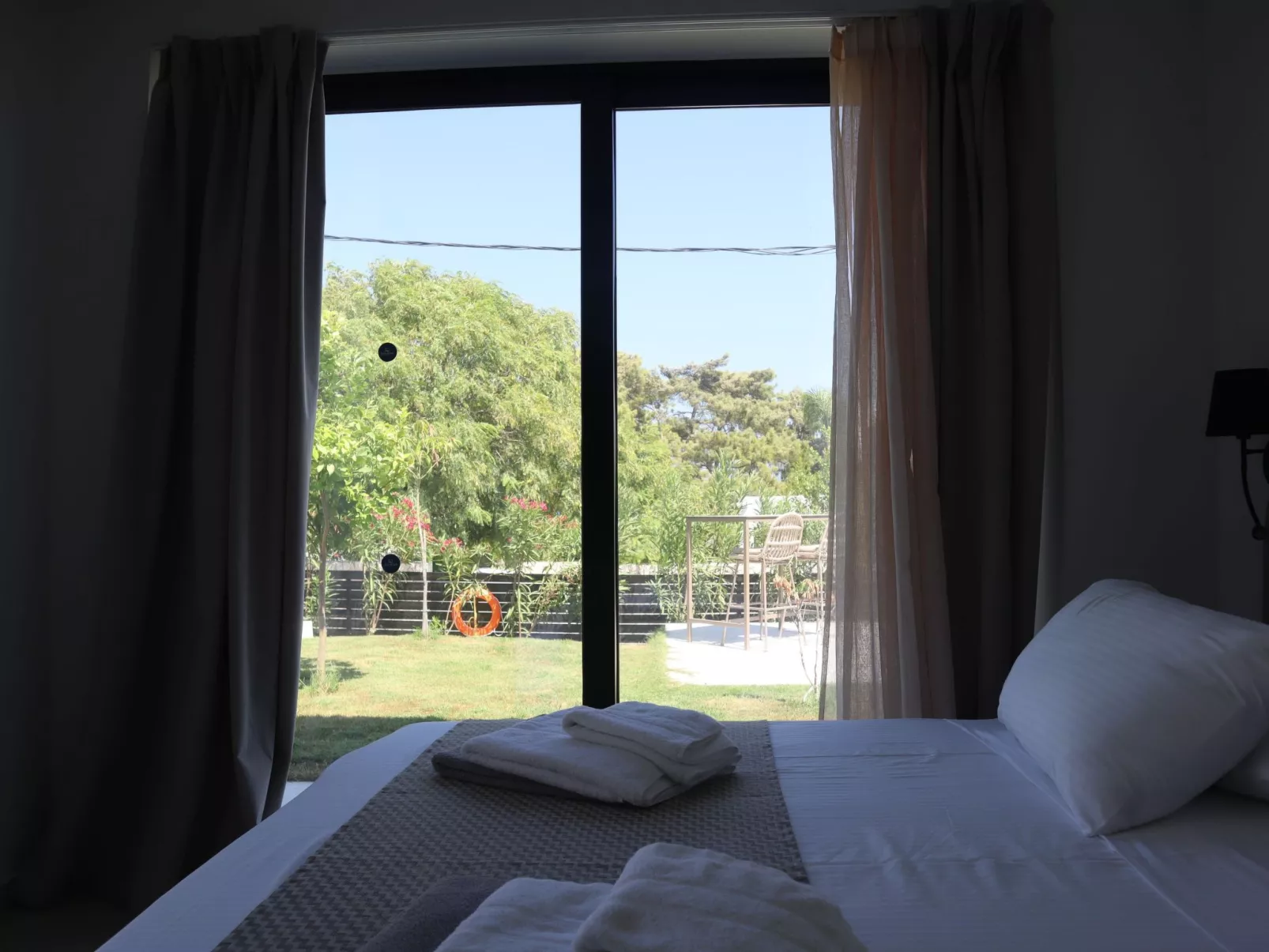 Trapezia Luxury Living - Opal-Dedans