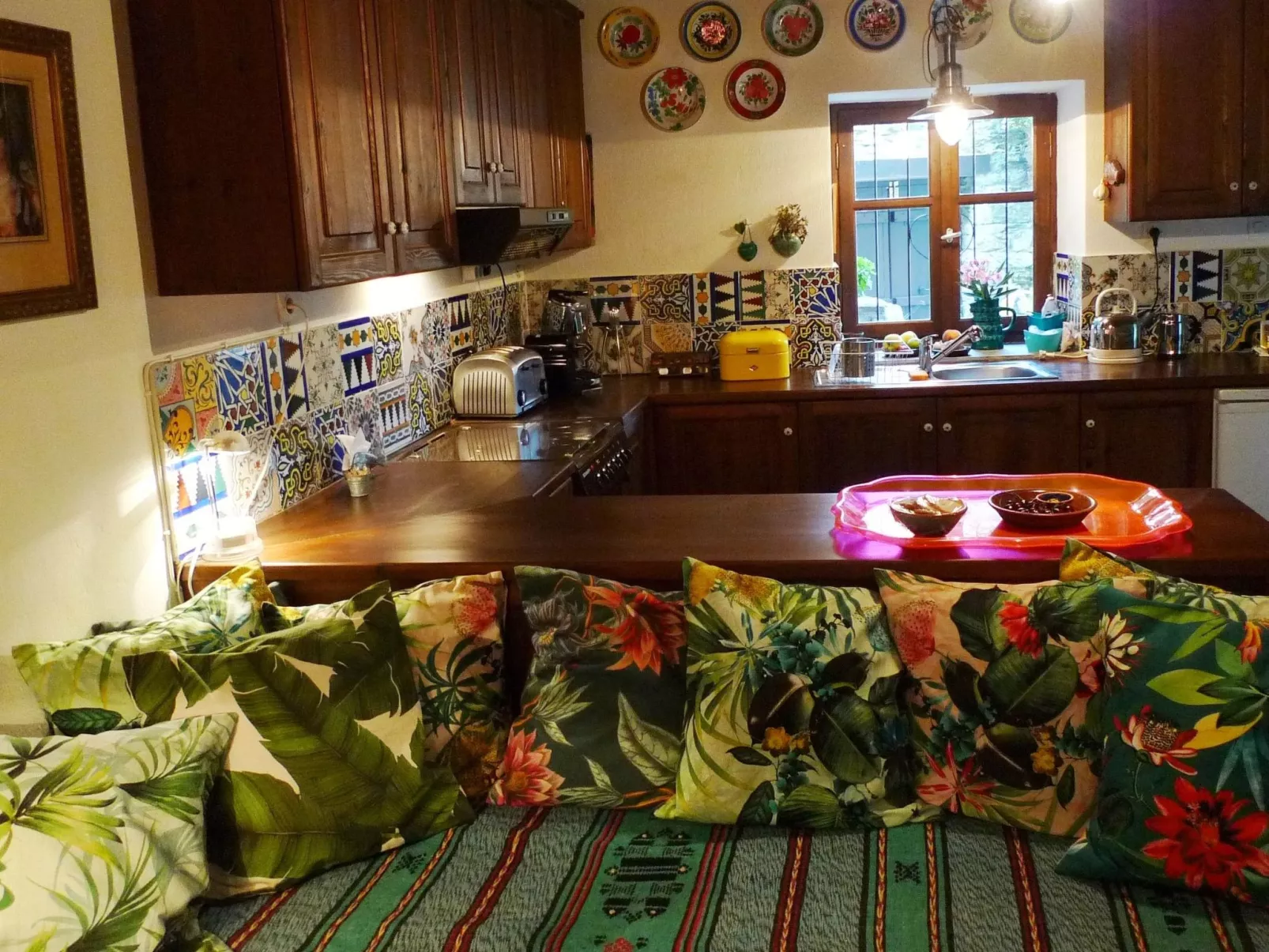 "Kyria Florenz"-Drinnen