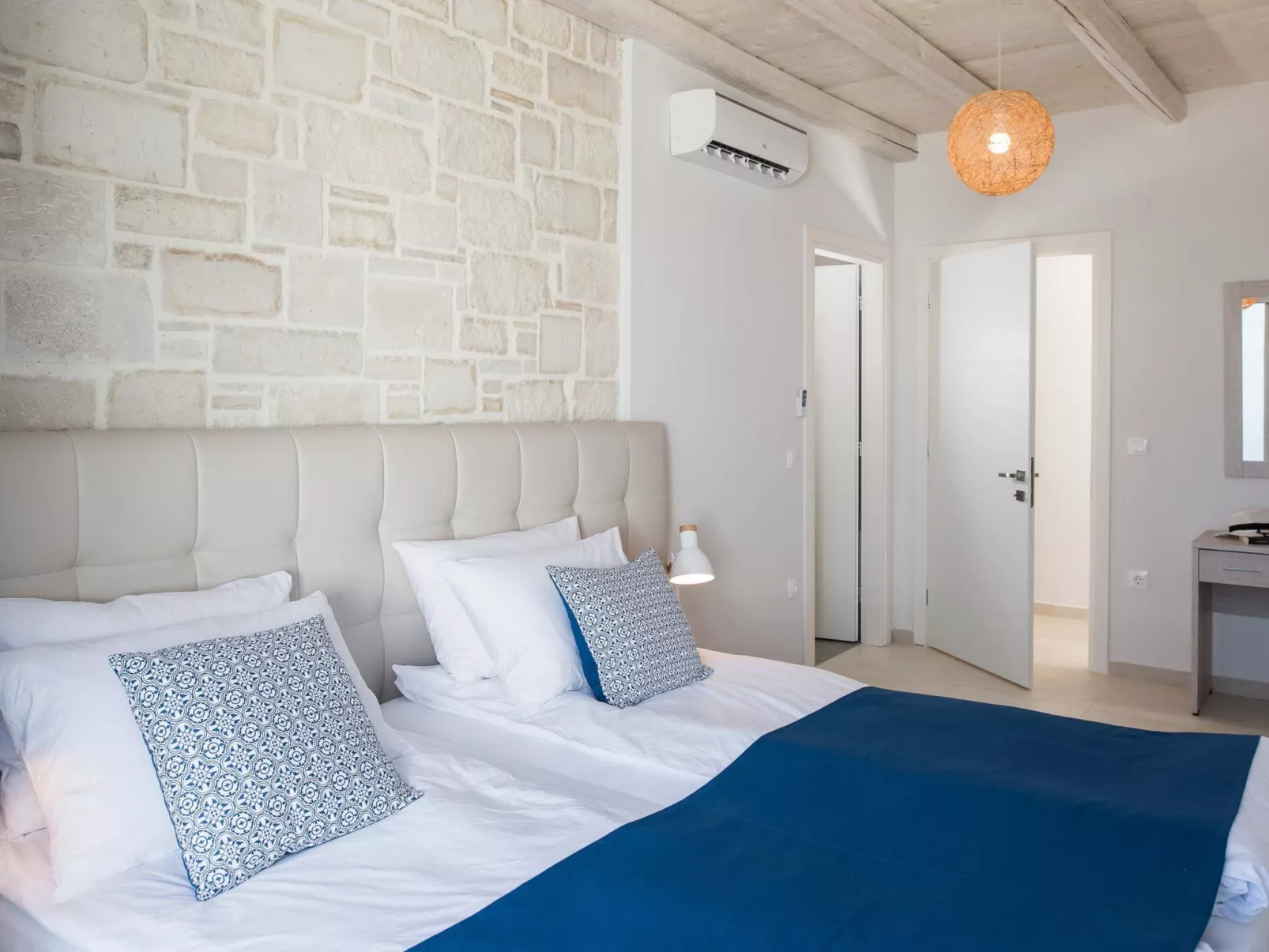 Villa Galatia I Kostenloser beheizter Pool, ideal für Gruppen-Inside