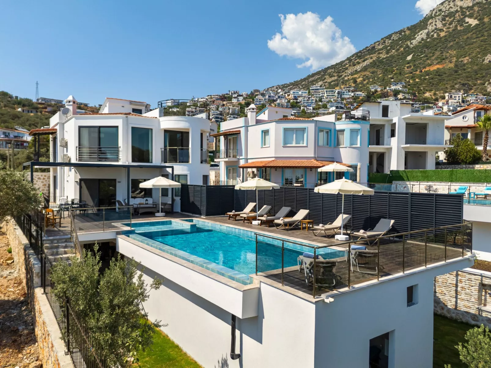 Ferienvilla "Ekinoks" mit Blick auf das Wasser-Dehors