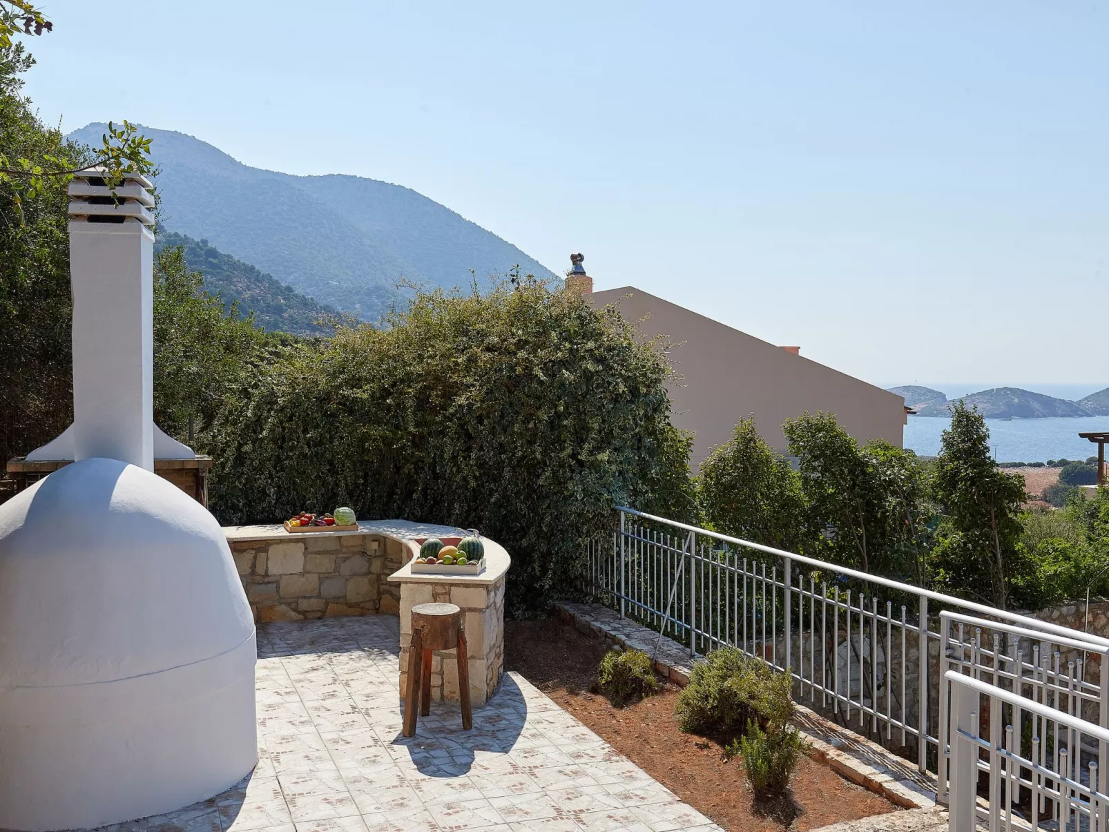 Dioni für 6 Personen und 1 Kind-Dehors