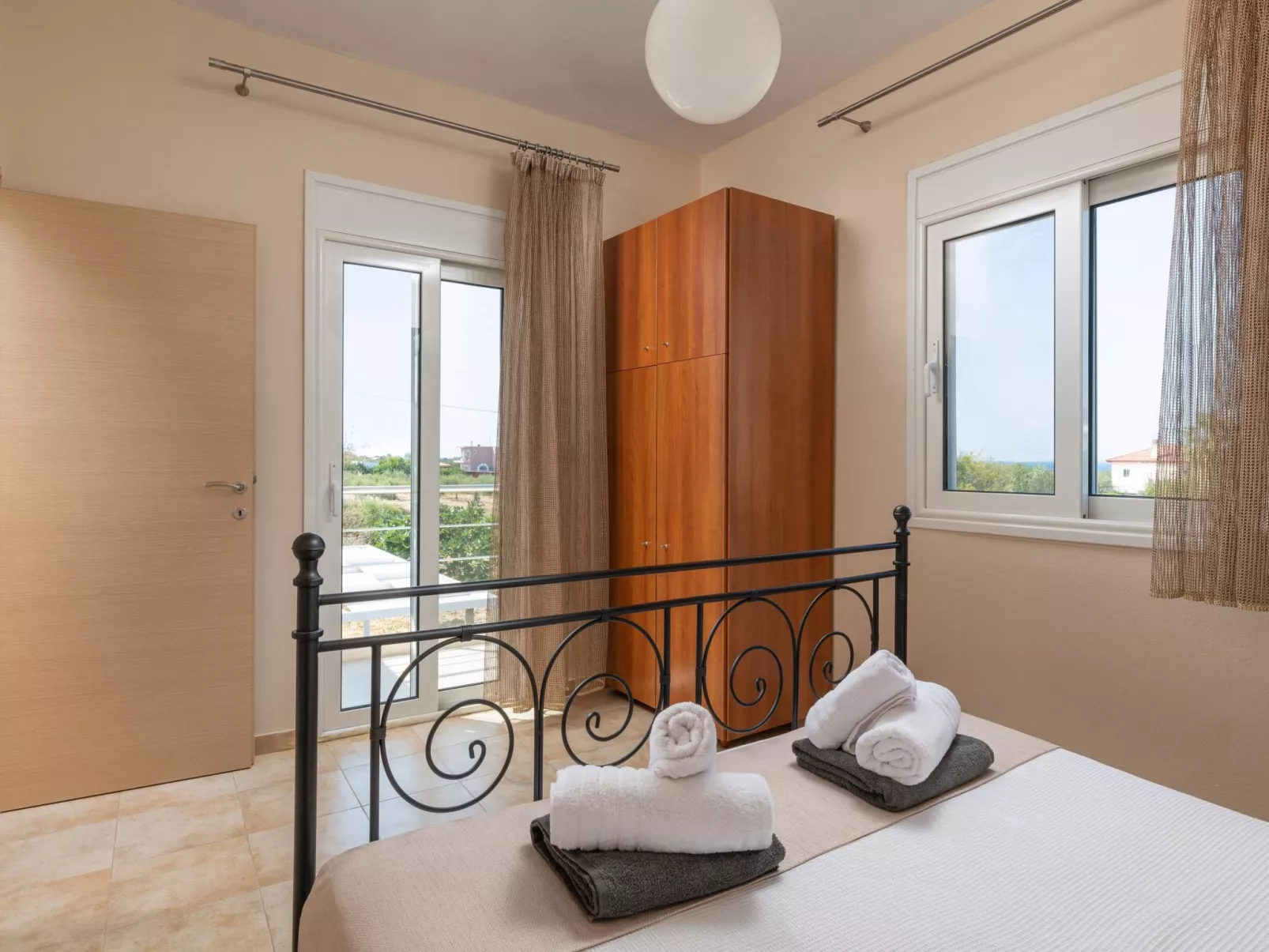 Michaels Paradies-Dedans