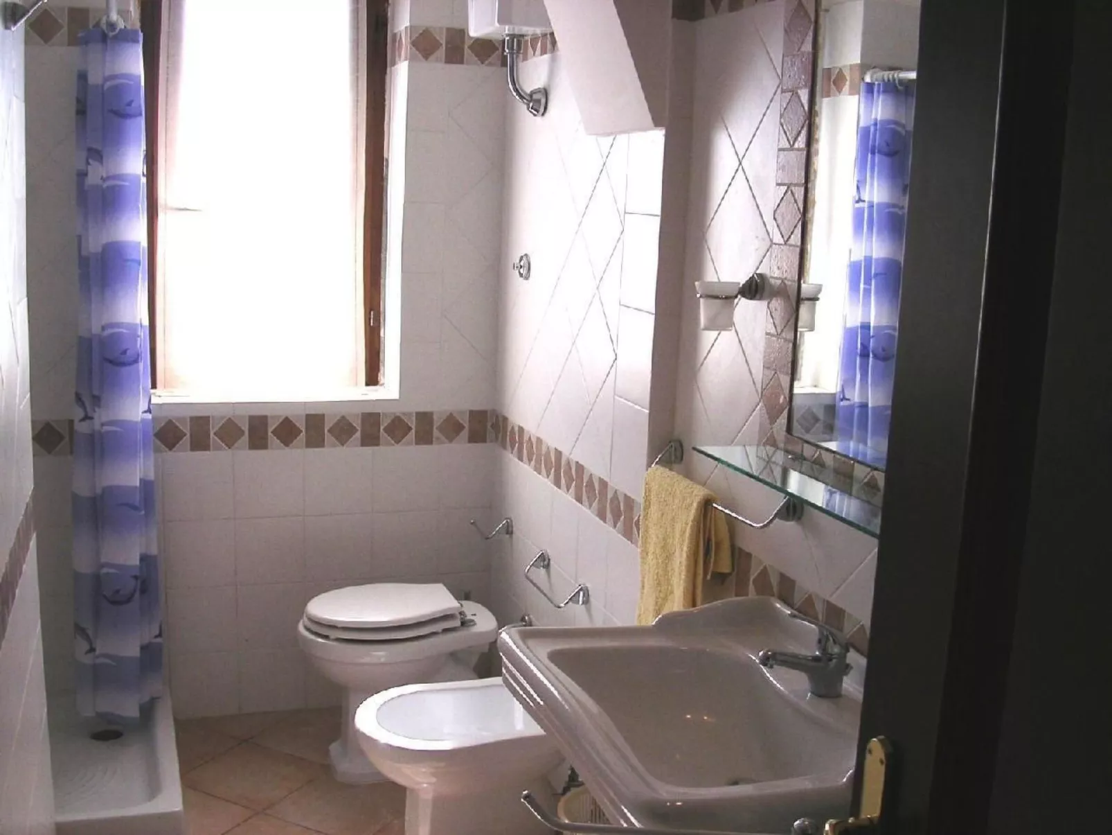 Villa auf dem Seehügel-Drinnen