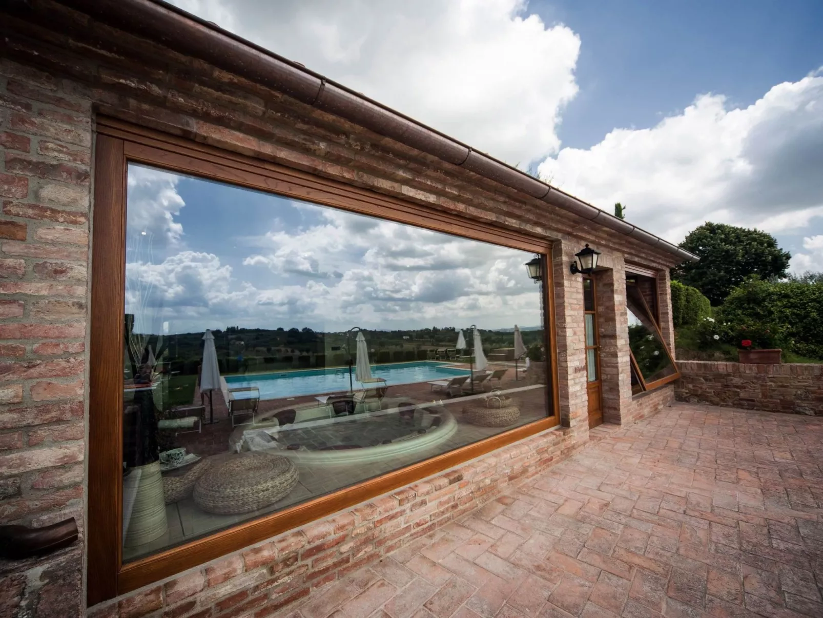 "Archi B4 sanguineto"-Draußen