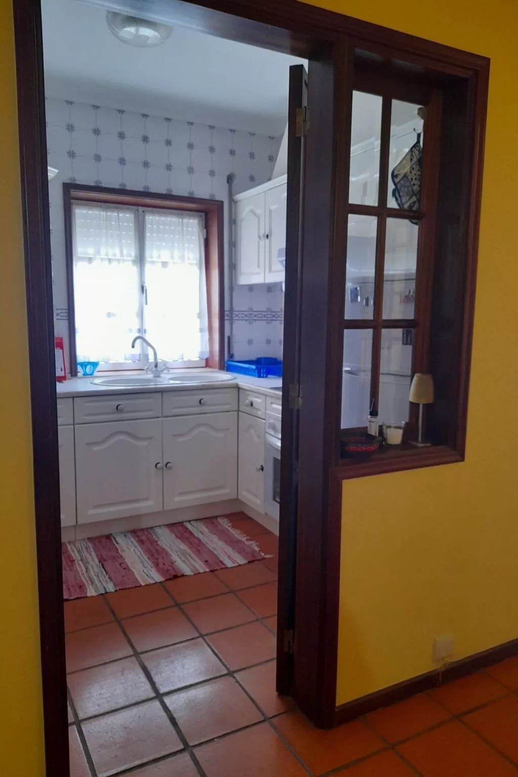 Zärtliche Momente in dieser gemütlichen Wohnung-Drinnen