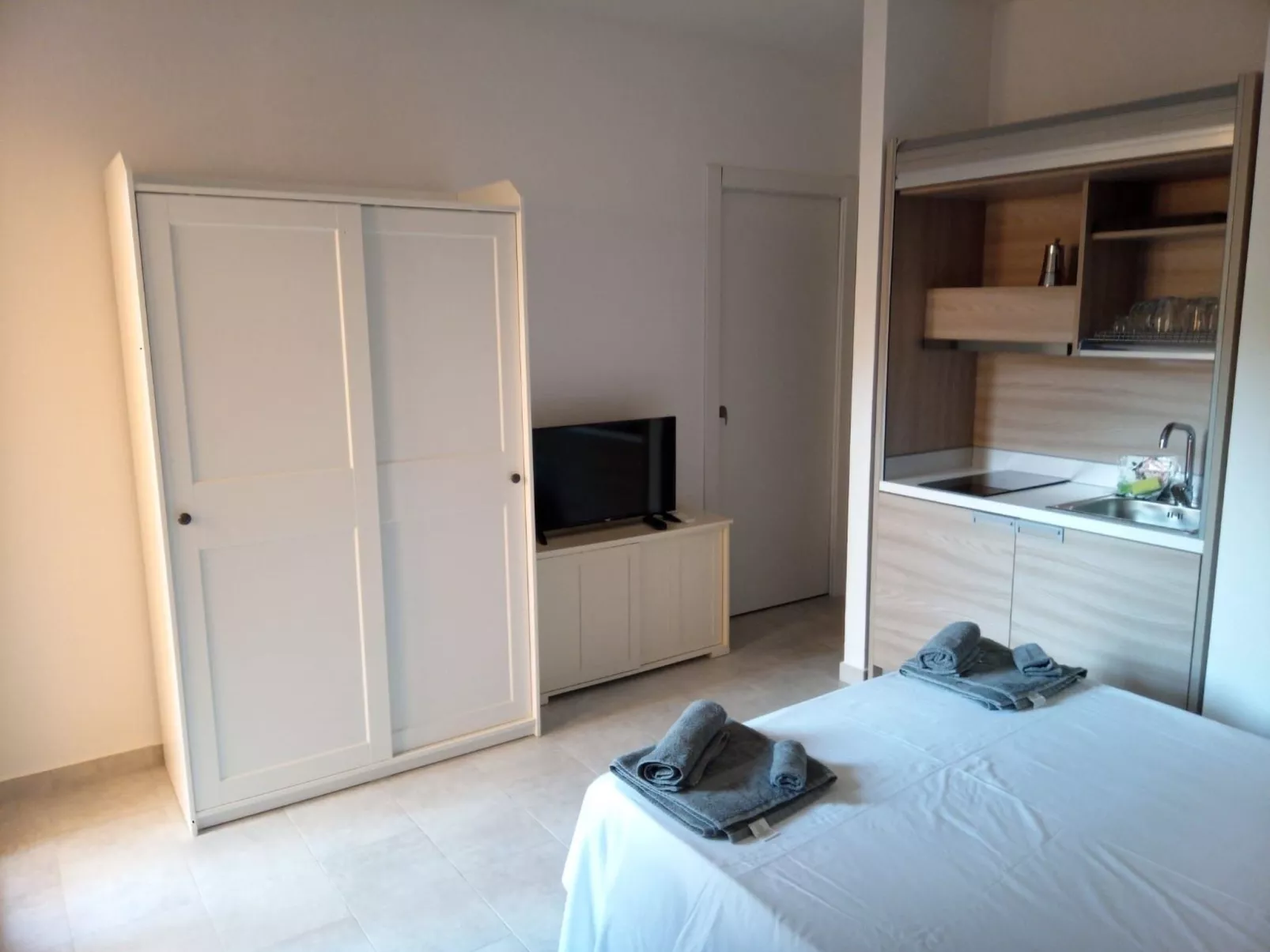 Fabelhaft studio in Santa Teresa Gallura-Drinnen