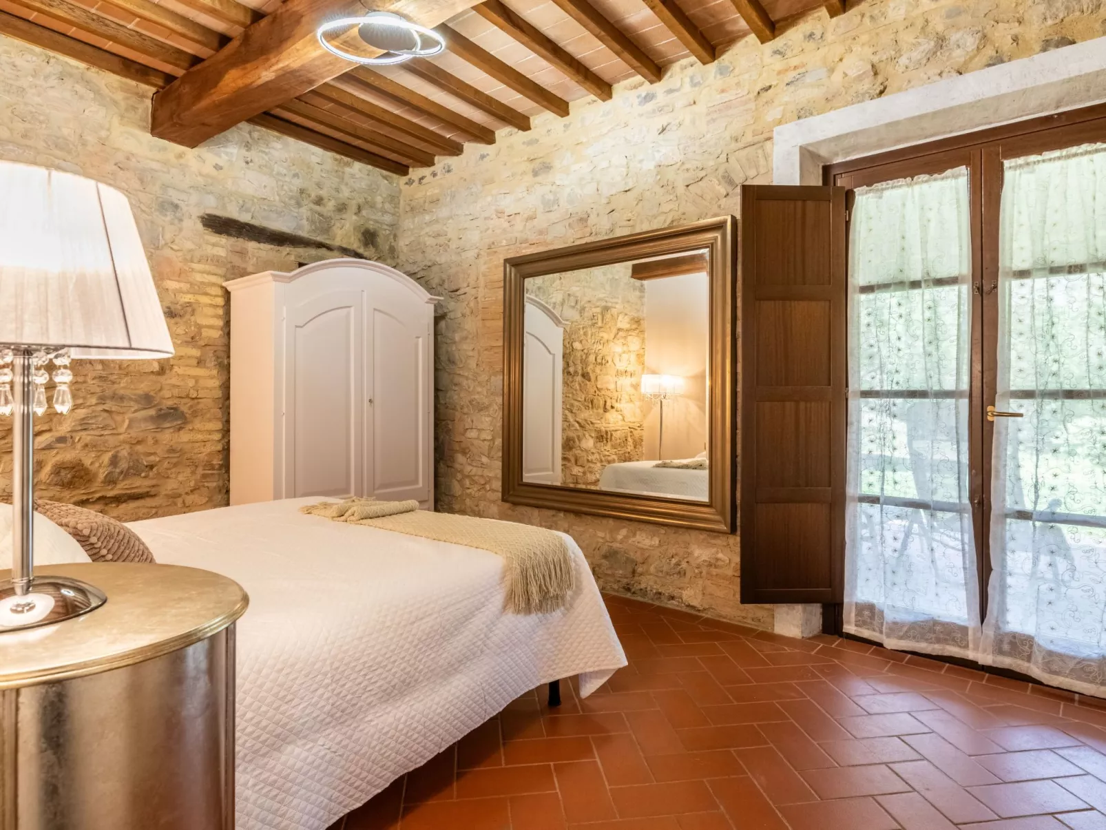 Für 10 Personen und 4 Kinder in Chianni, Toskana (Provinz Pisa)-Inside