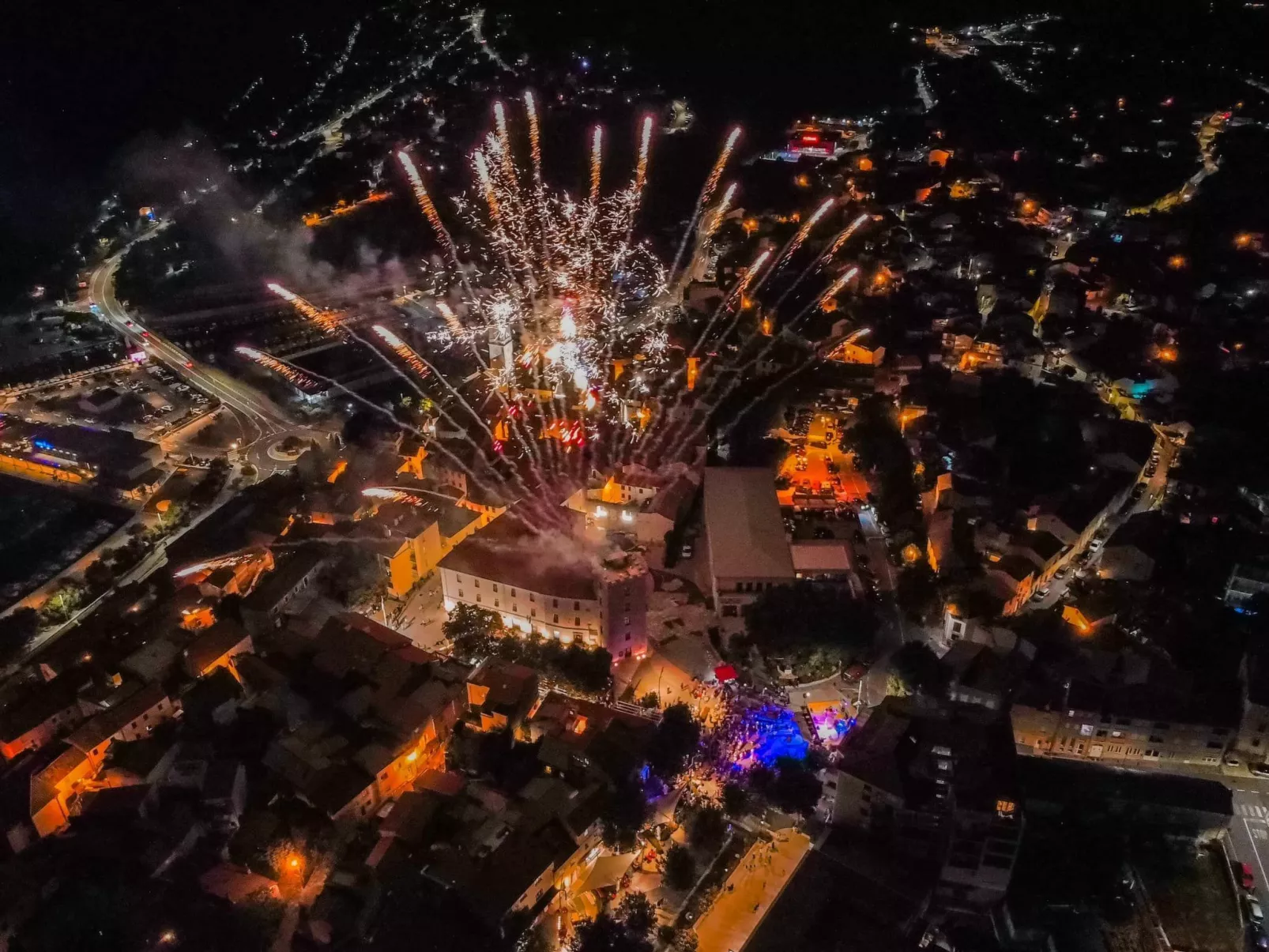 Am schönen Kieselstrand.-Dehors