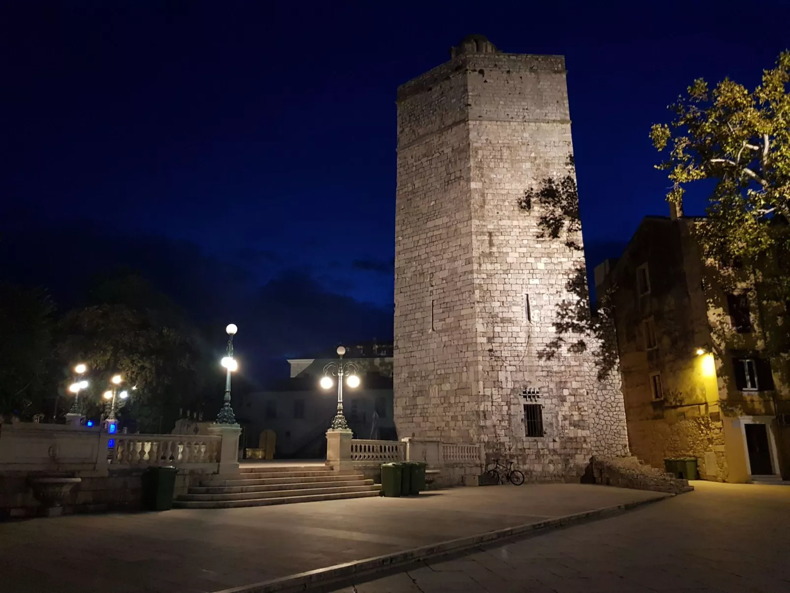 Apartment Leonardo-Image-tags.info