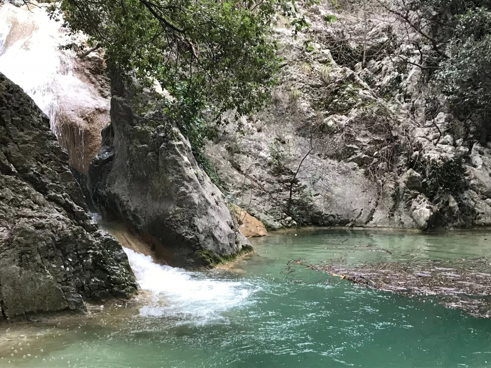 Mimosa,Wohnblock 1-Draußen