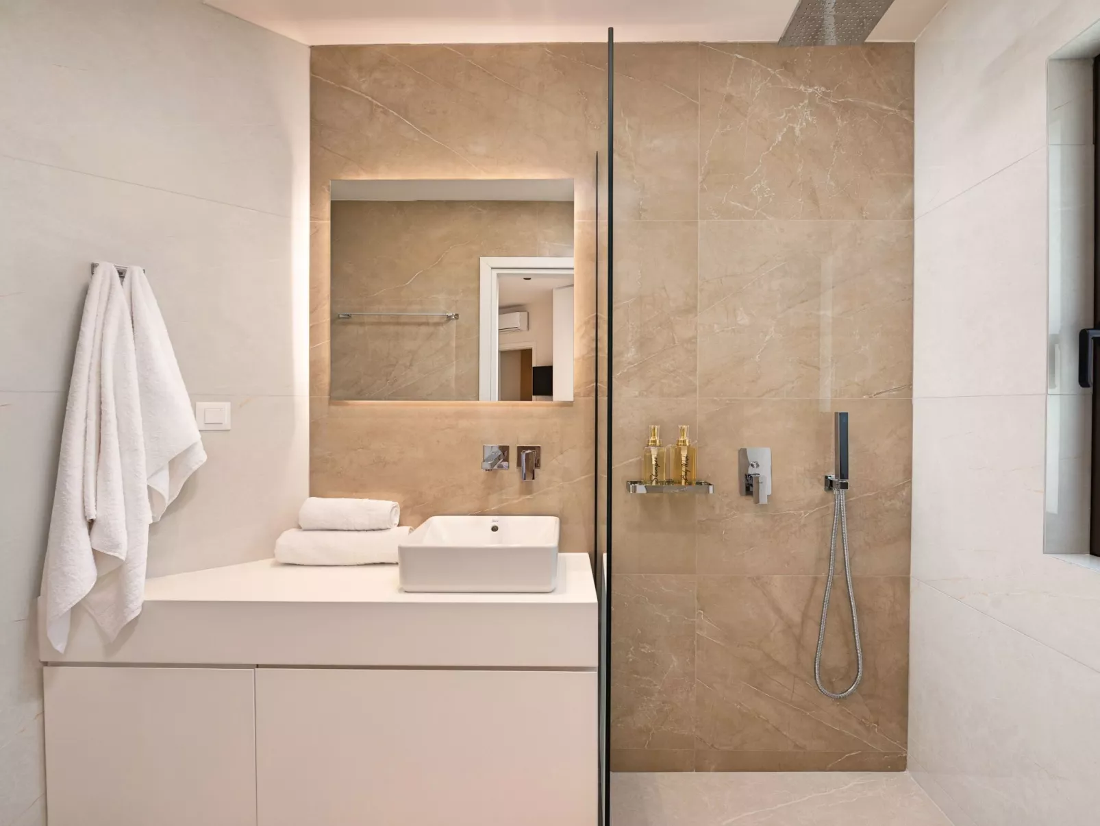 Celestial Luxury Villa Privater Pool Jaccuzi-Image-tags.info