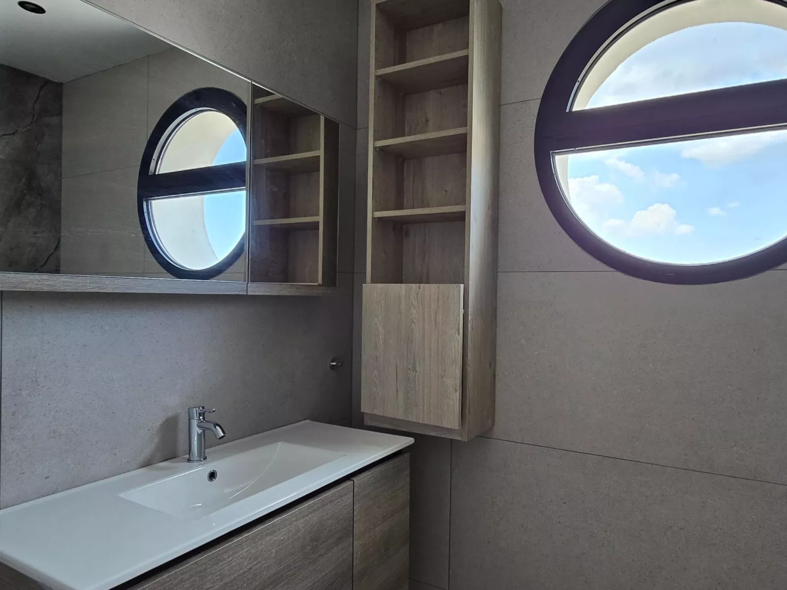 Trapezia Luxury Living -Zitrin-Dedans