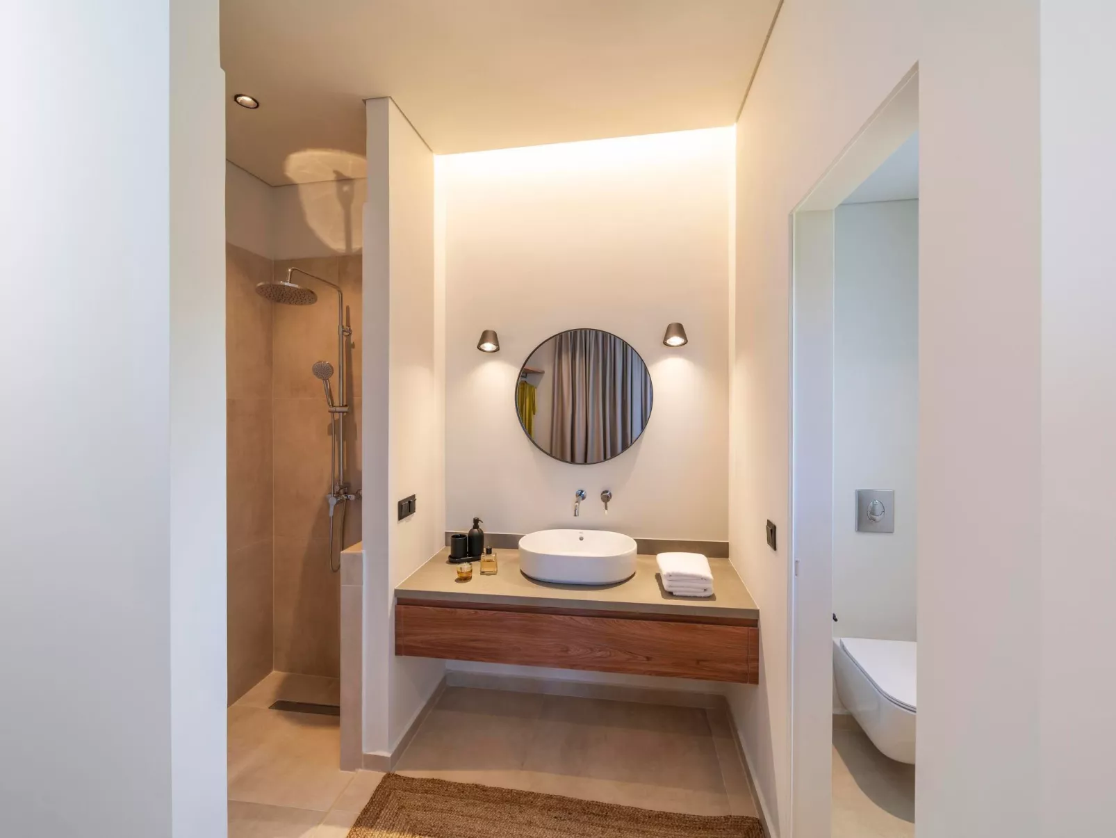 Massari-Hügel - Violetta-Dedans