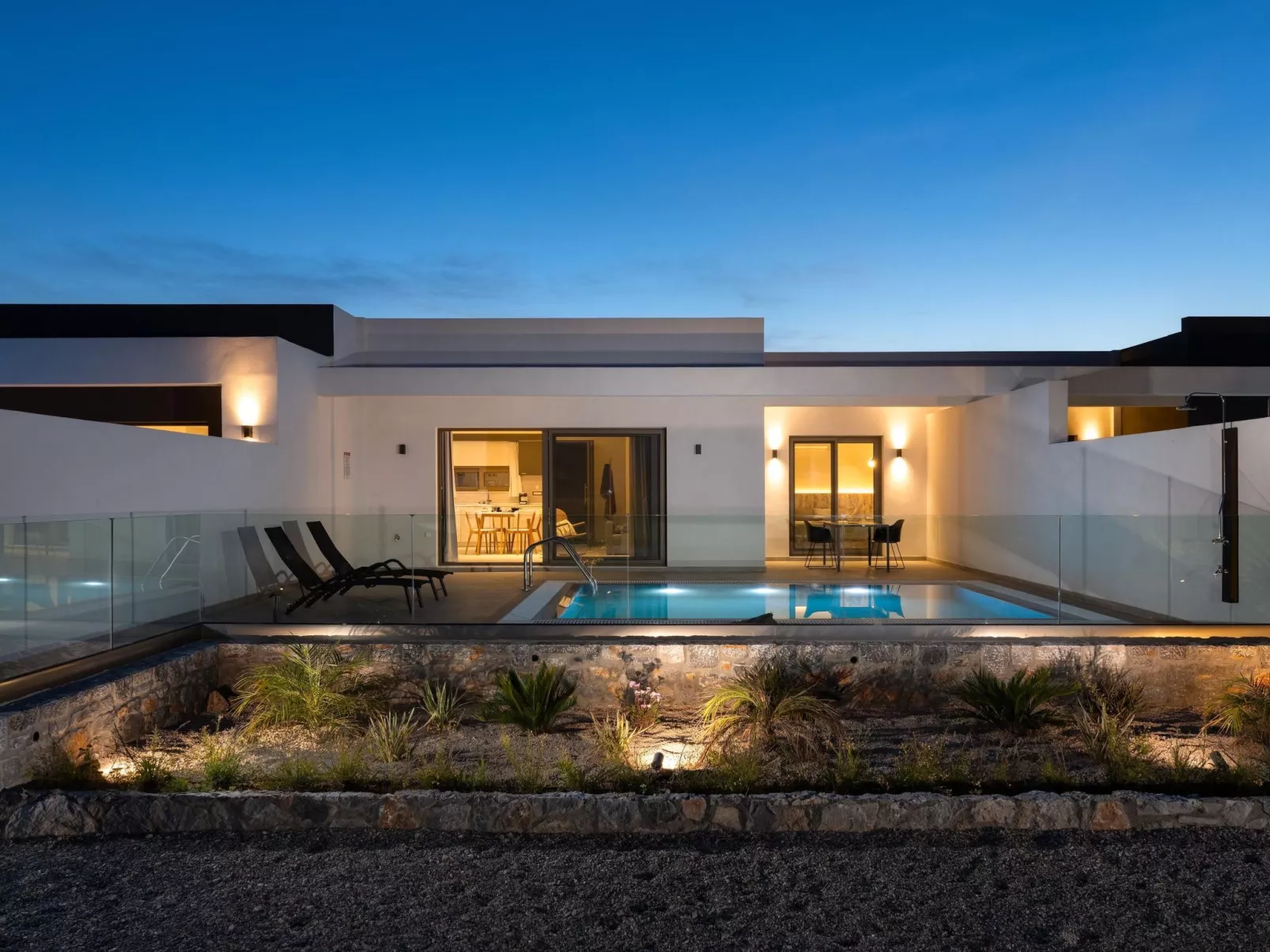 Schöne Feriensuite Eleni-Dehors