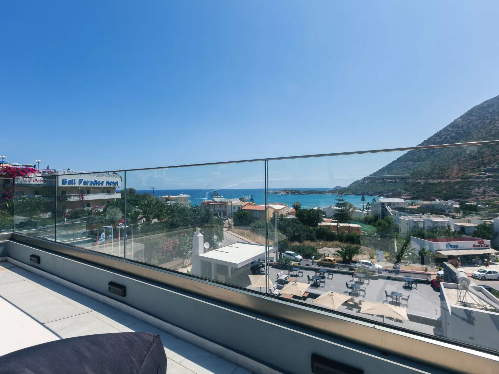 Isla Villen und Suiten Uranus Villa-Outside