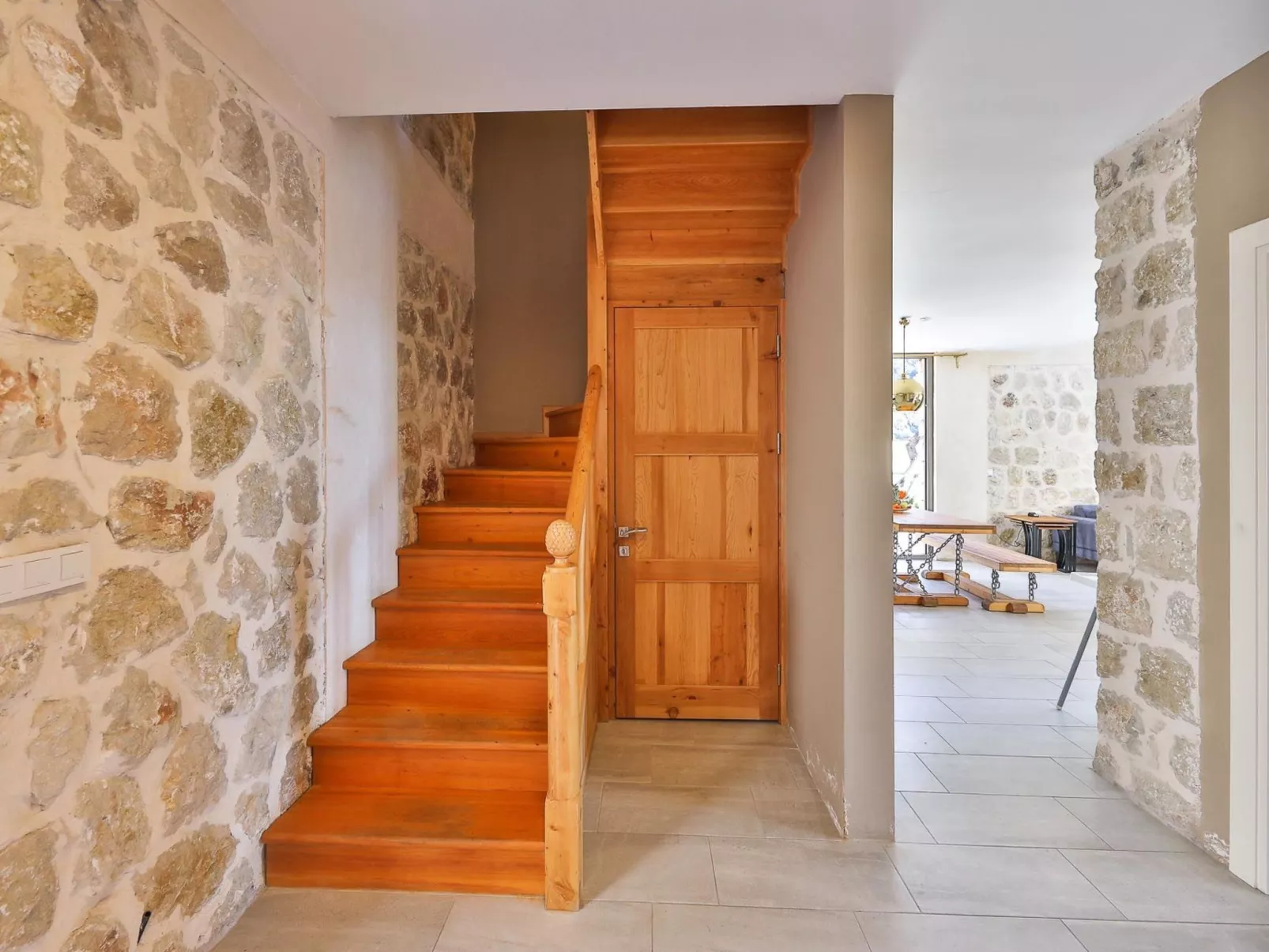 Steinhausvilla in der Natur-Image-tags.info